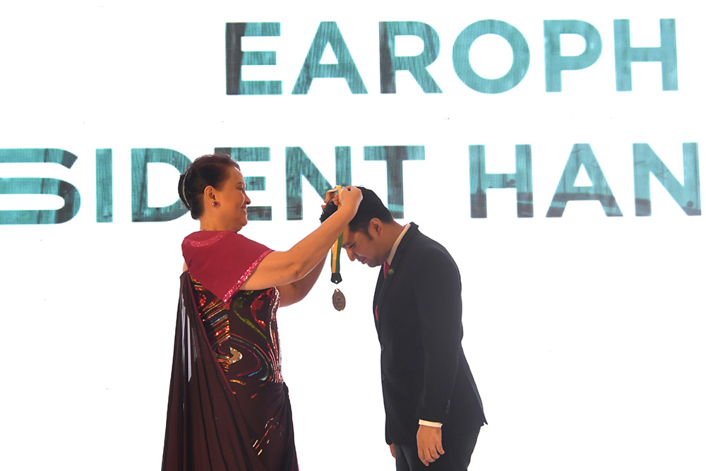 Emil Dardak Dipercaya Sebagai Presiden EAROPH