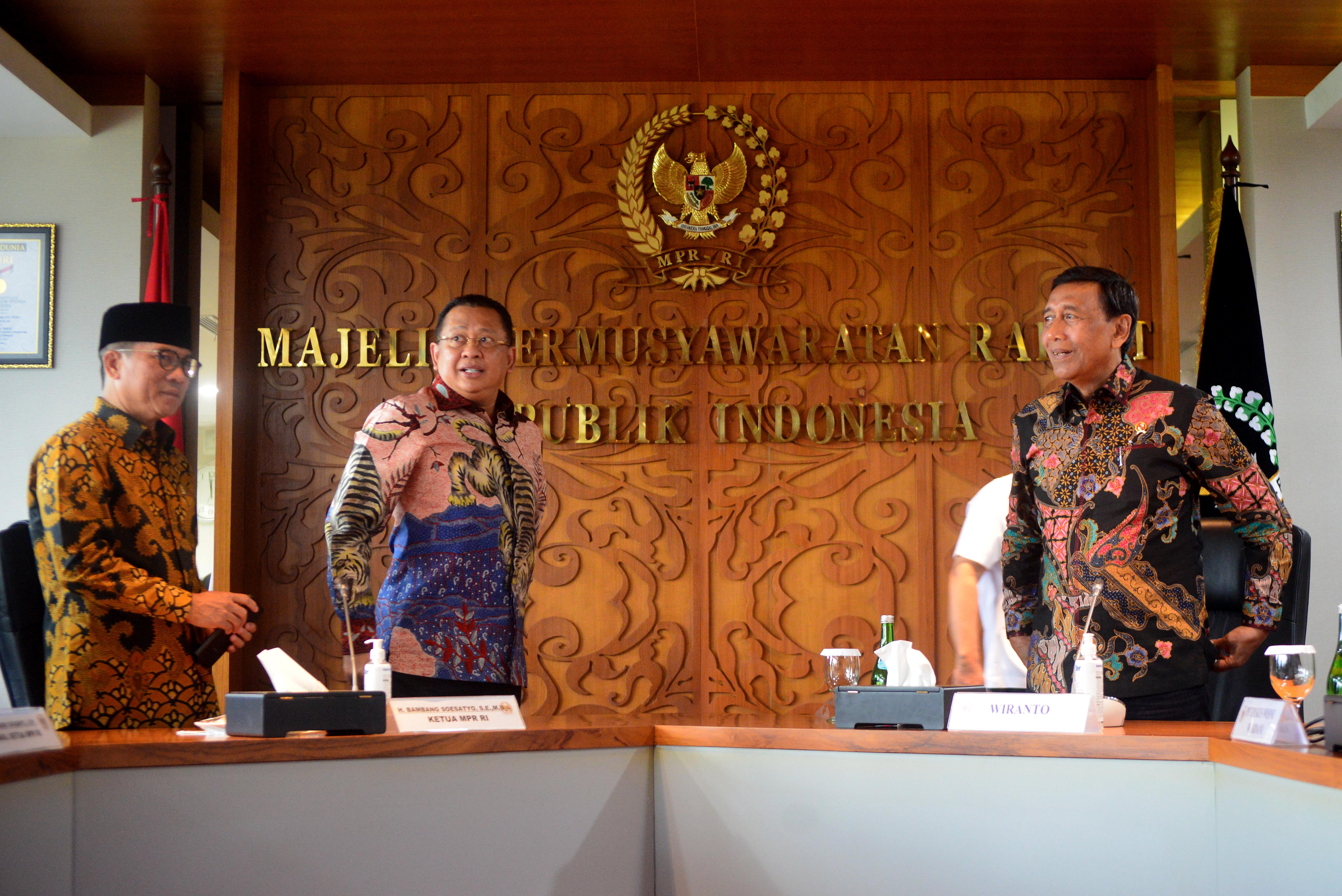 Bahas Permasalahan Kebangsaan