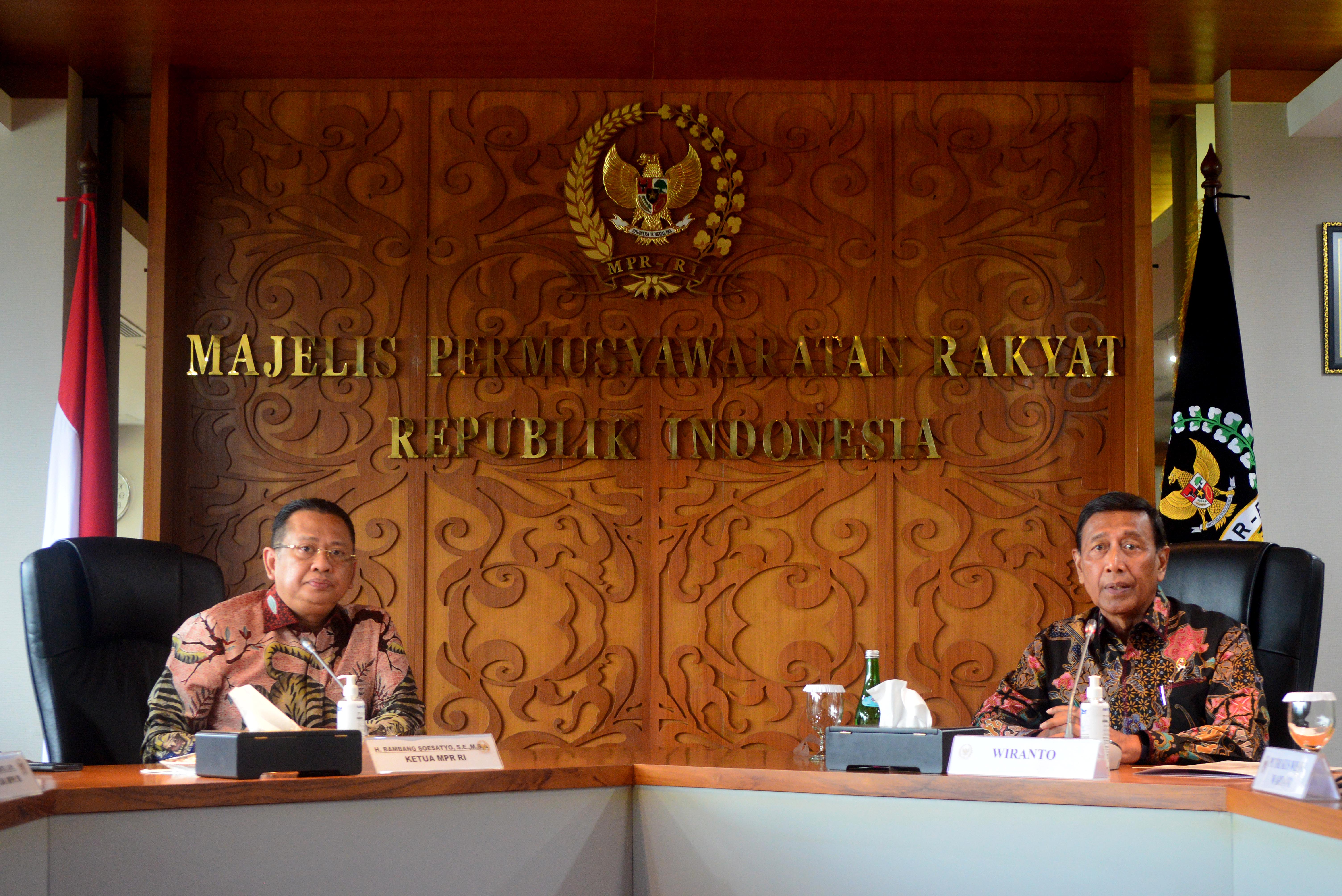 Bahas Permasalahan Kebangsaan