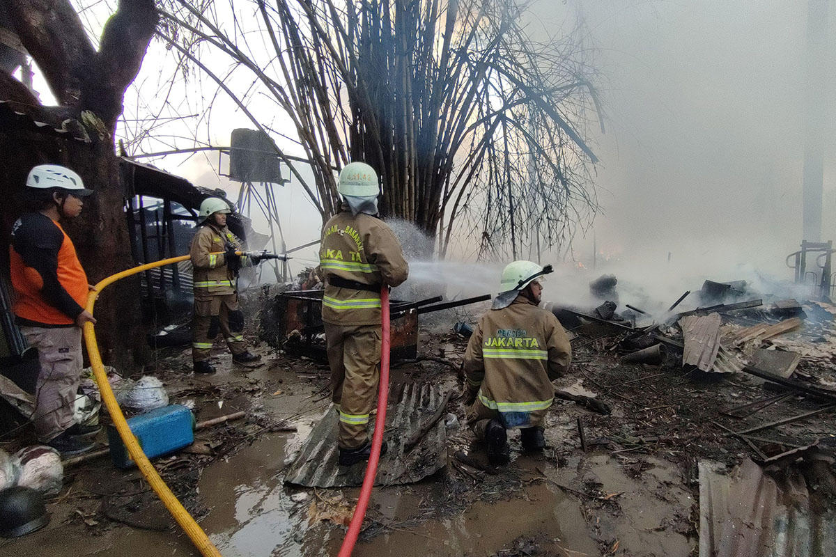 Kebakaran di Kawasan Permata Hijau