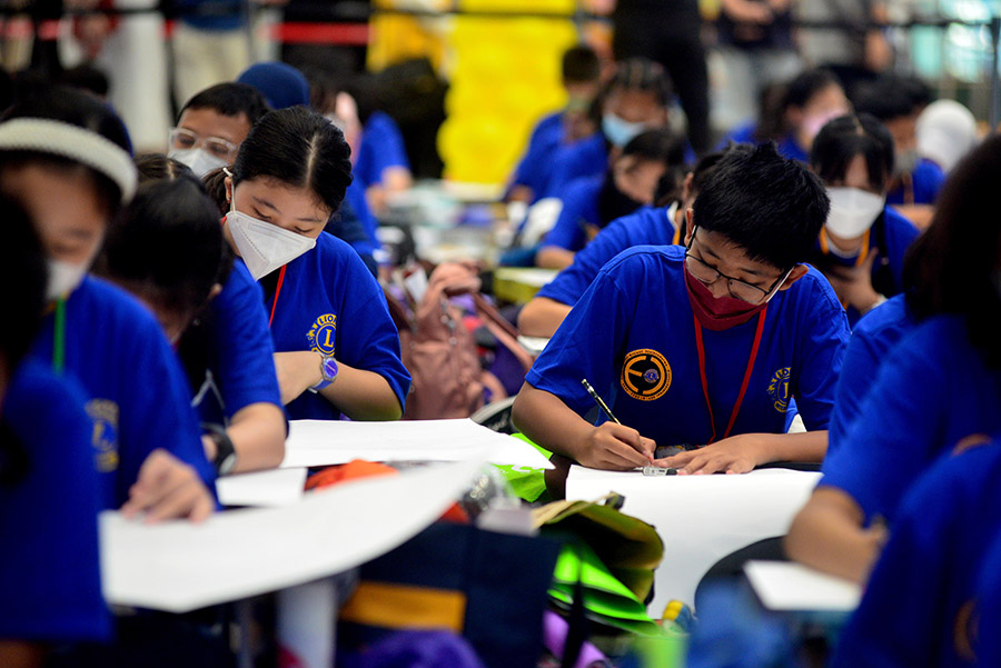 Lions Club Gelar Kontes Poster Perdamaian Dunia 