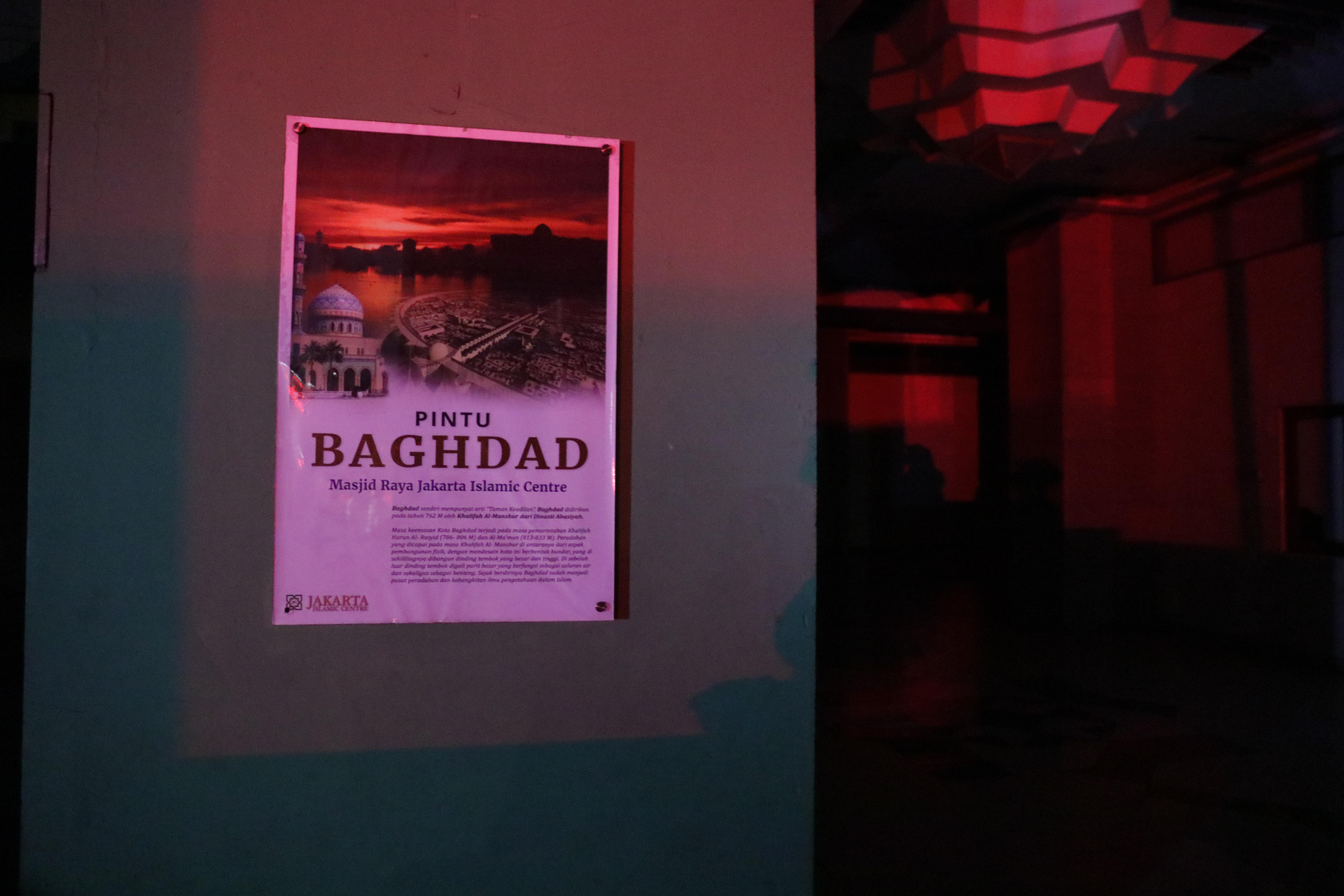 Reruntuhan Kubah Masjid Jakarta Islamic Center Usai Terbakar