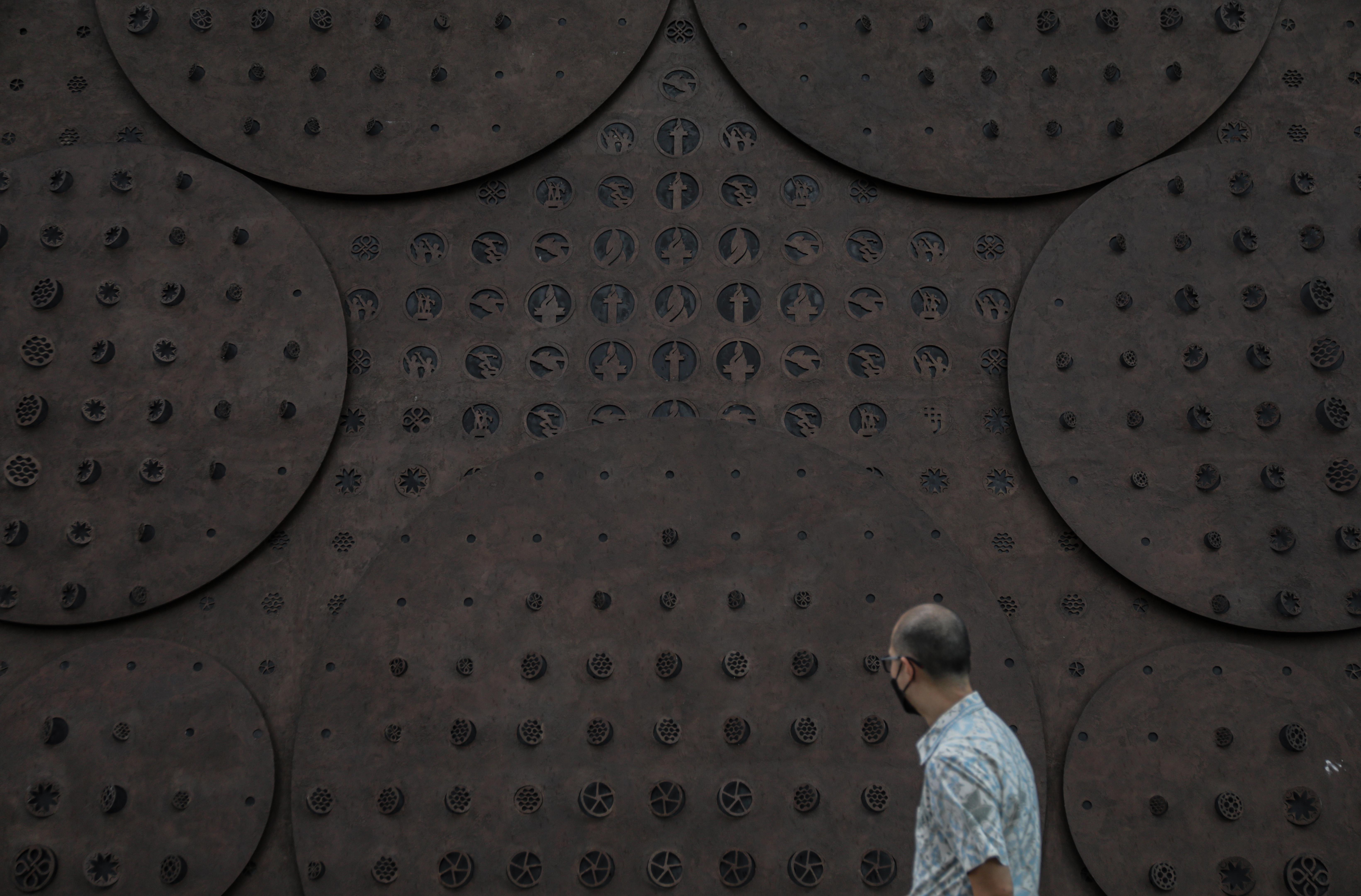 Tugu Sepeda Penghargaan Bagi Pengguna Sepeda di Ibu Kota