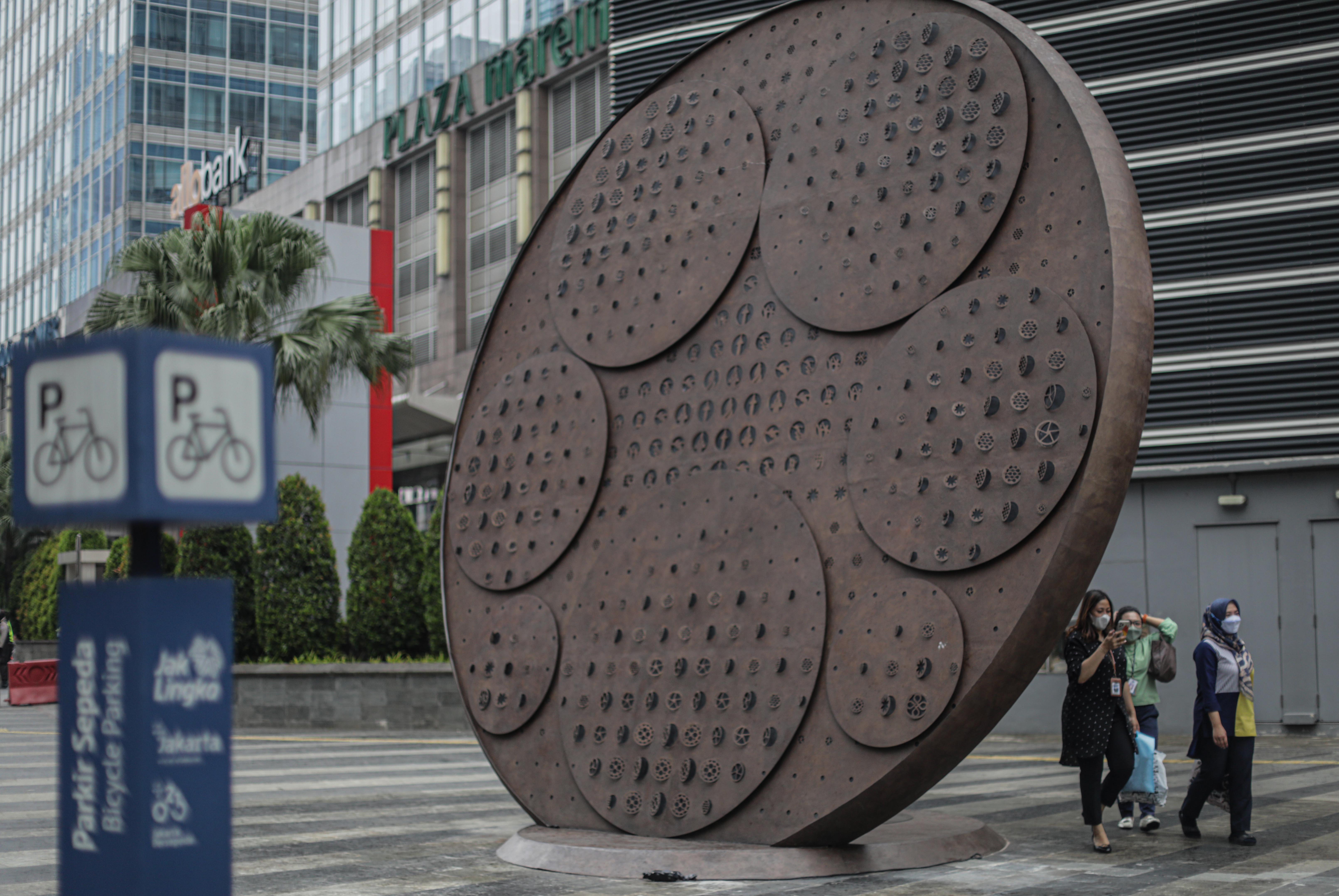 Tugu Sepeda Penghargaan Bagi Pengguna Sepeda di Ibu Kota