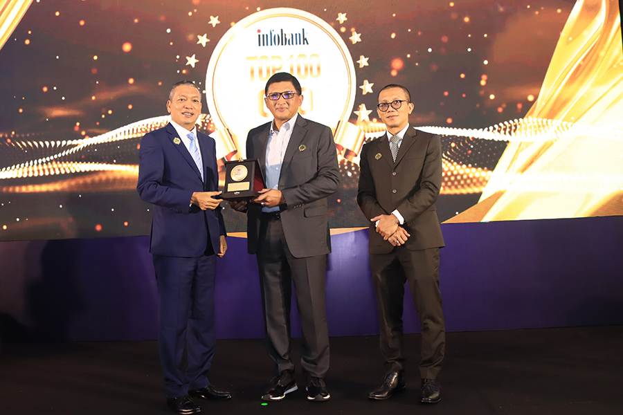Askrindo Raih Penghargaan Top 100 CEO 2022