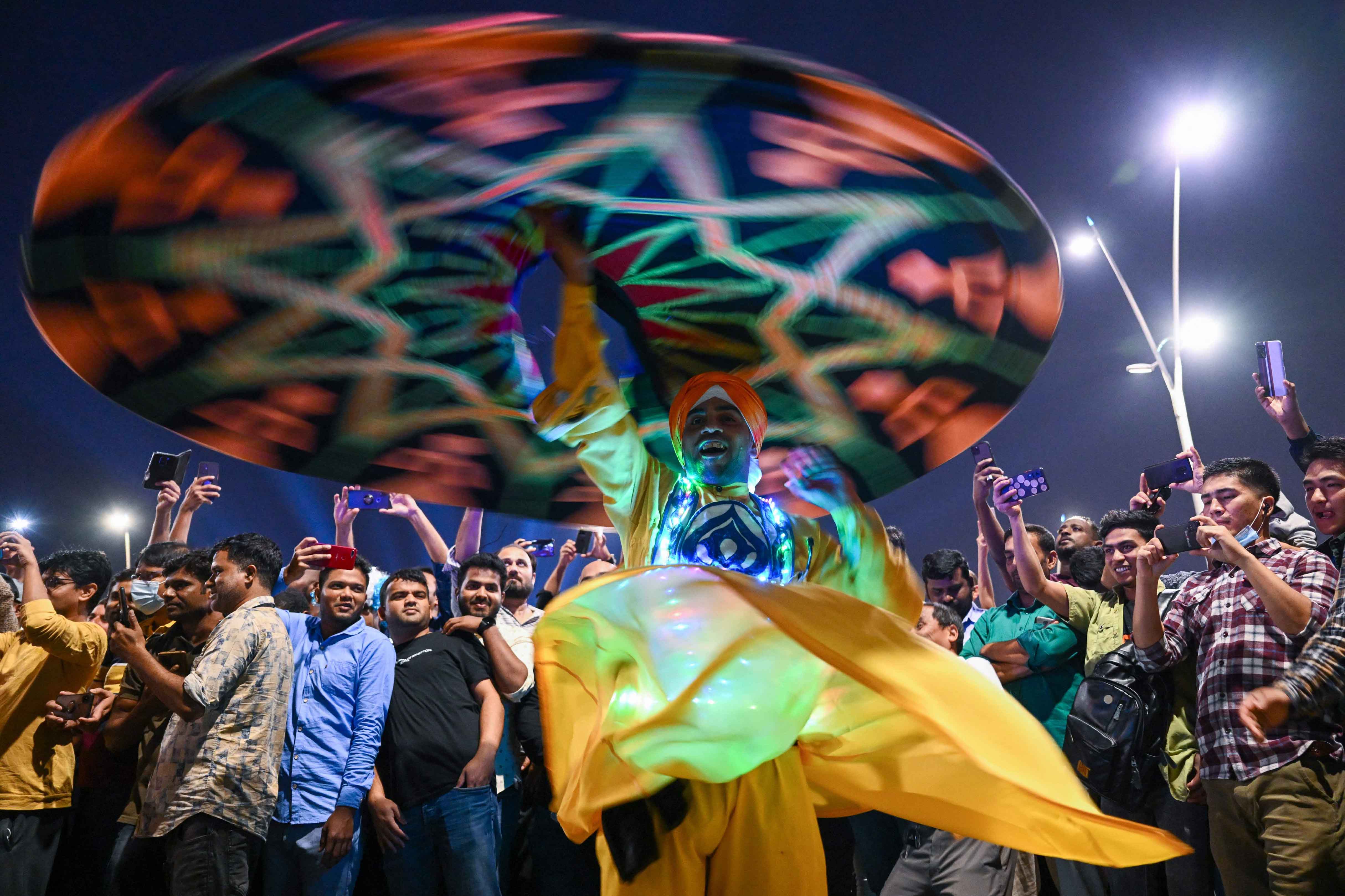 Pesta Sepak Bola Dunia Dimulai