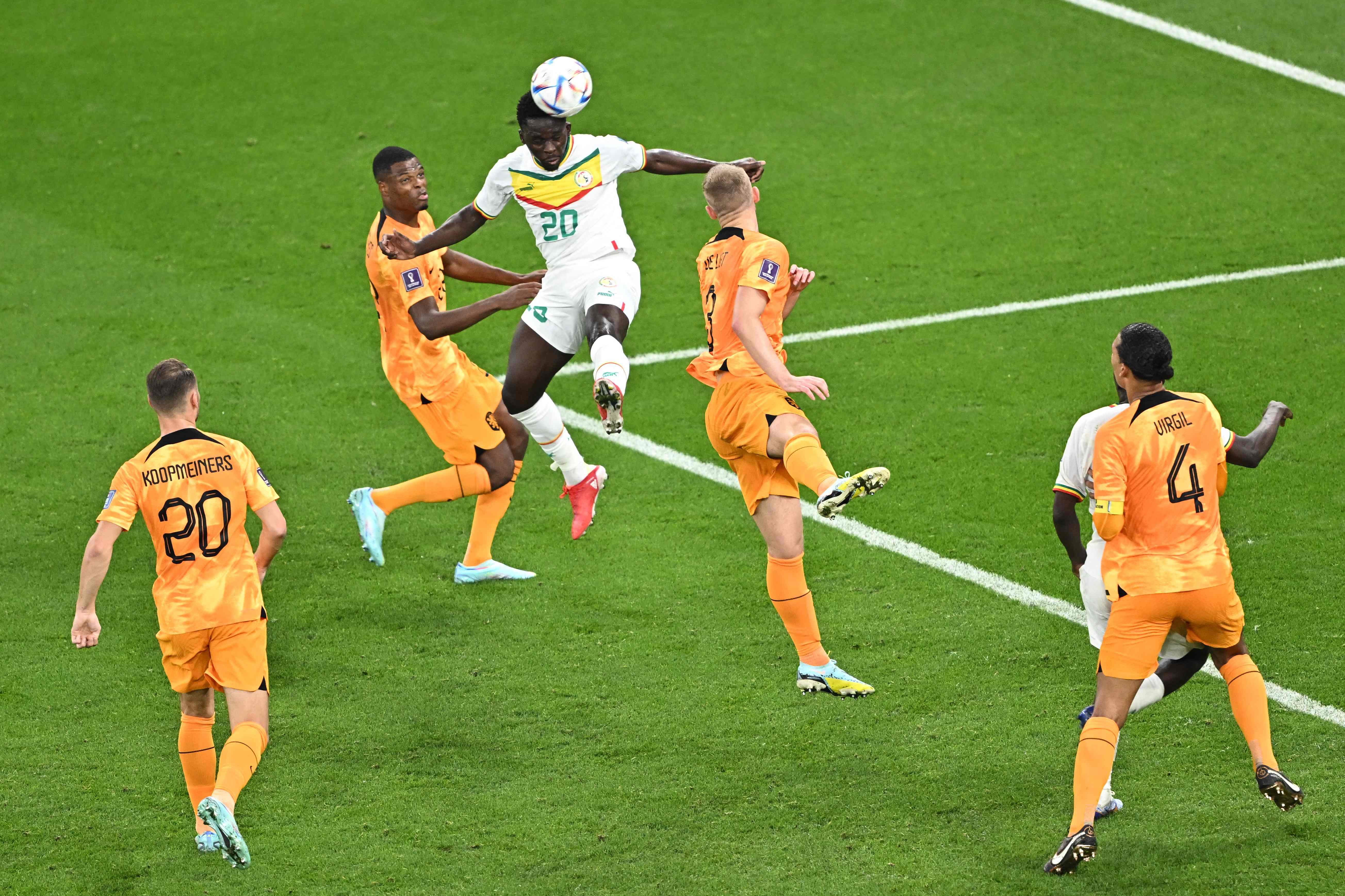 Belanda Menang 2-0 Melawan Sinegal