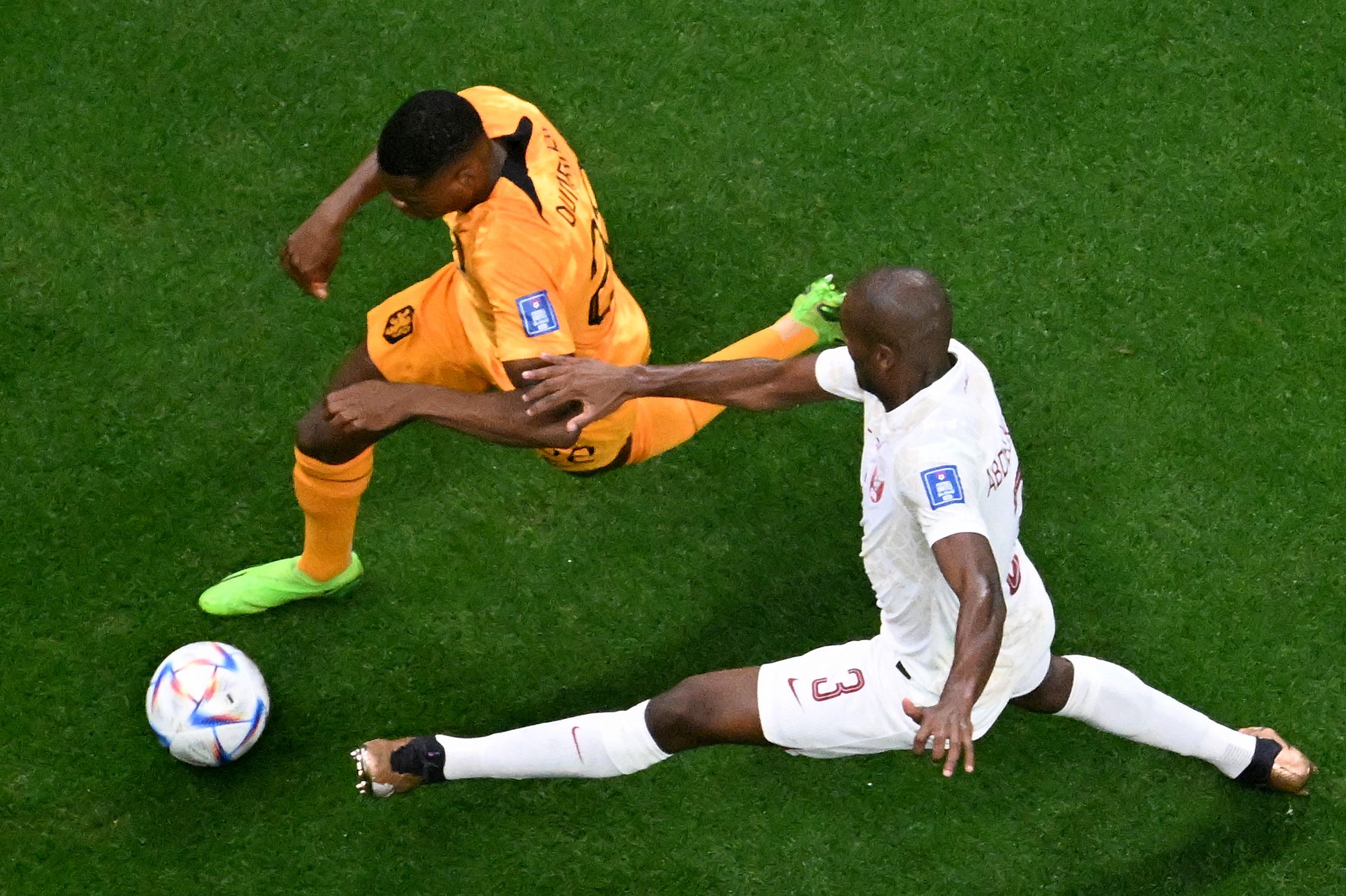 Belanda Lolos 16 Besar