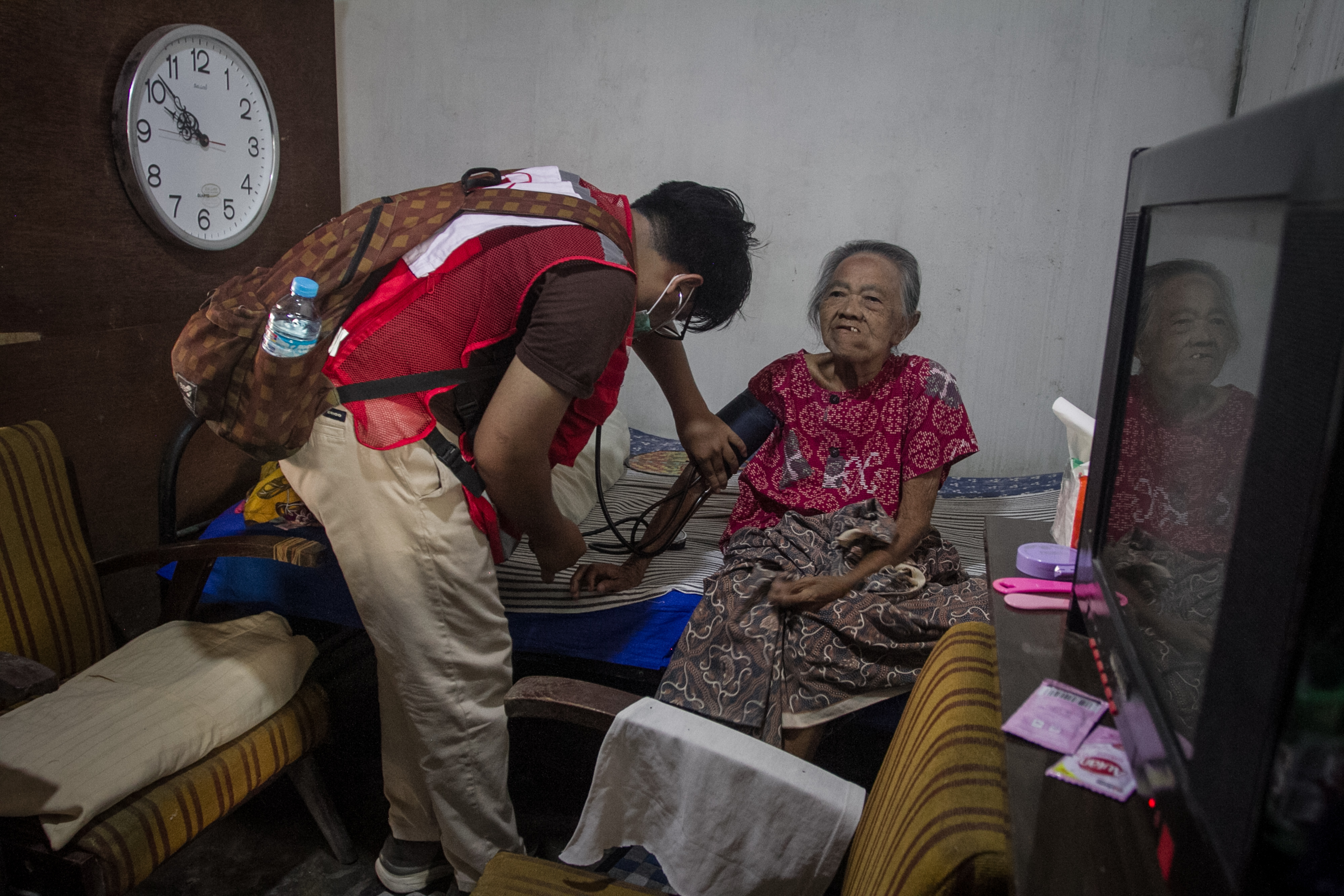 Layanan Pemeriksaan Gratis Susur Kampung