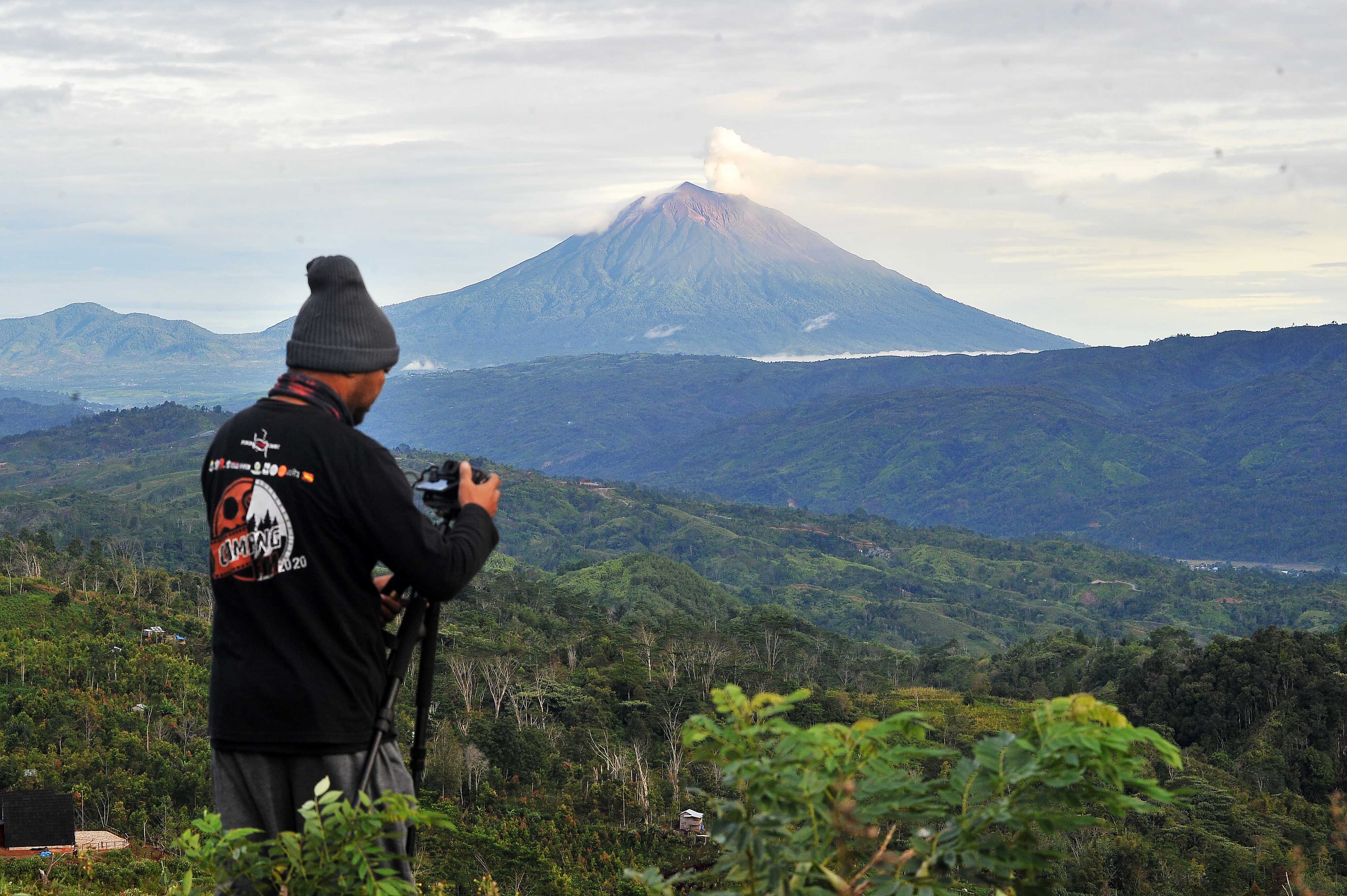 Gempa Embusan Gunung Kerinci