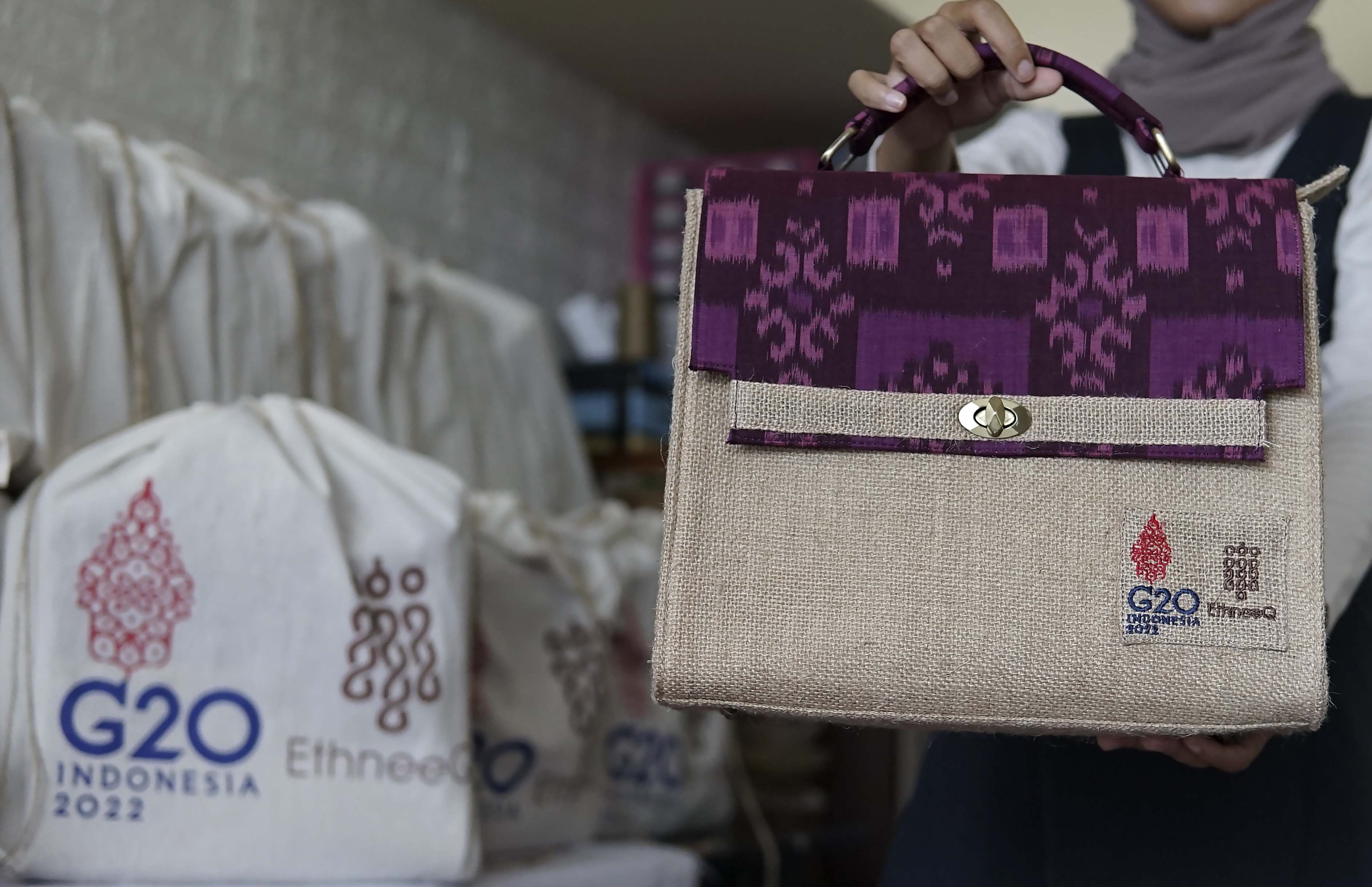 Lima Hasil Produk UMKM Bali Dijadikan Suvenir G20