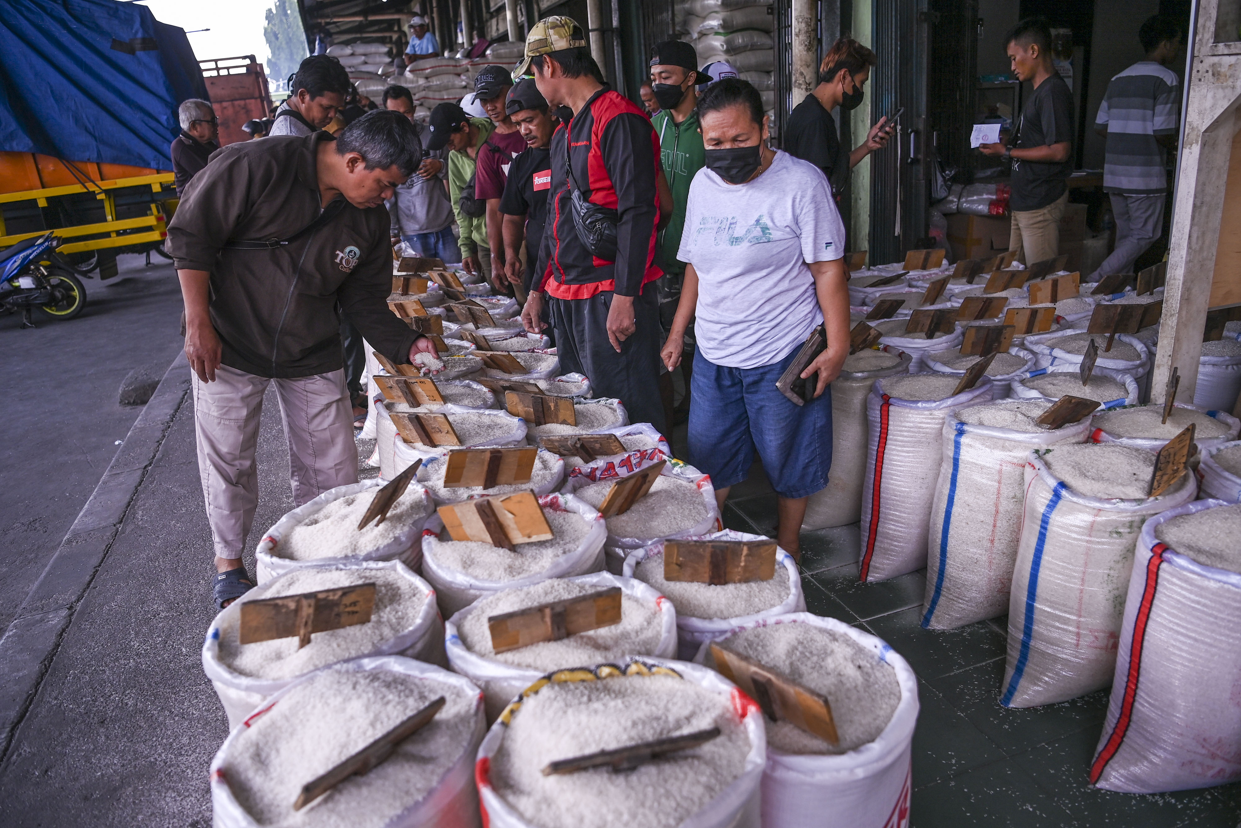 Tren Kenaikan Harga Beras di Bulan Oktober