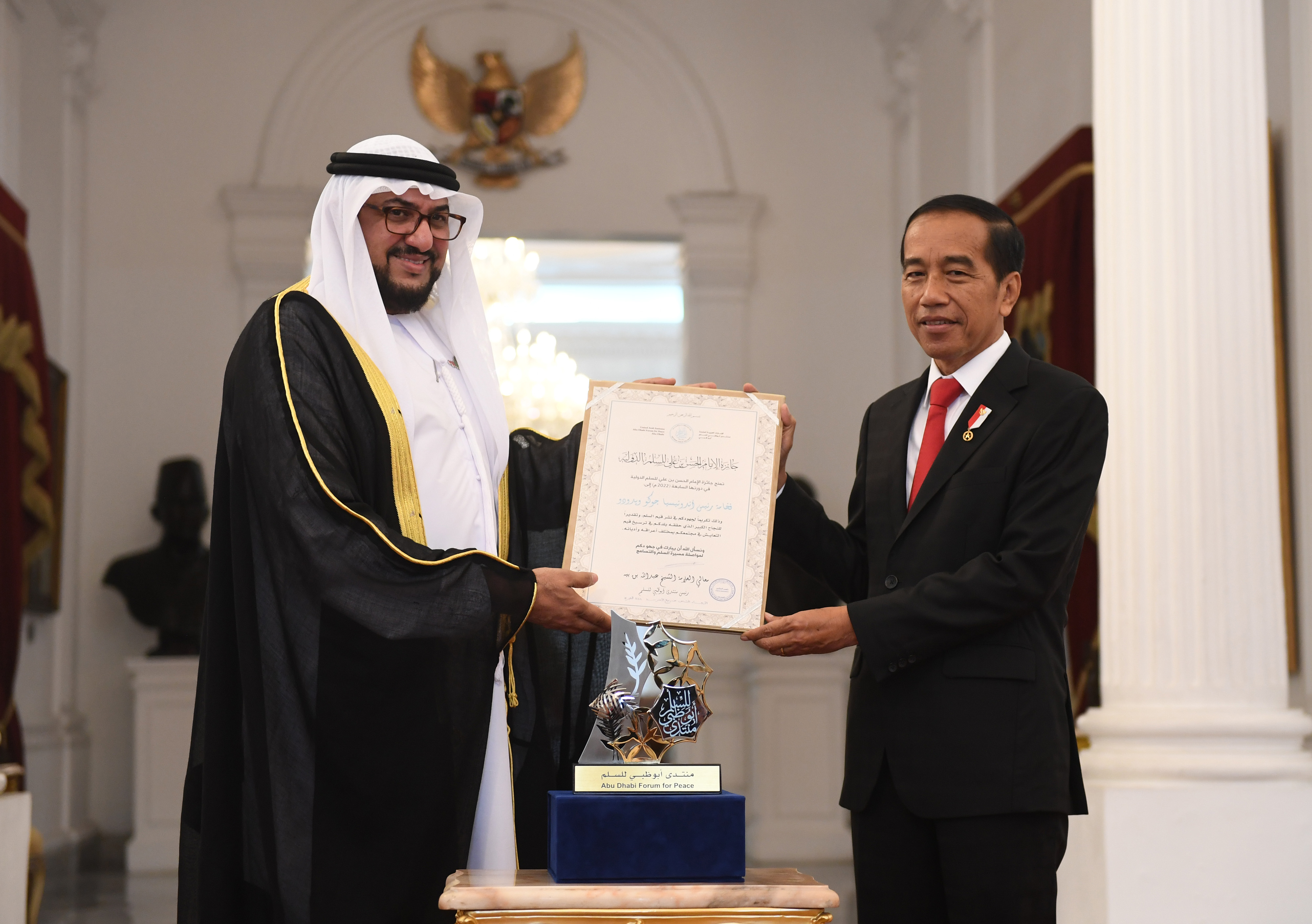 Presiden Joko Widodo Terima Anugerah Perdamaian