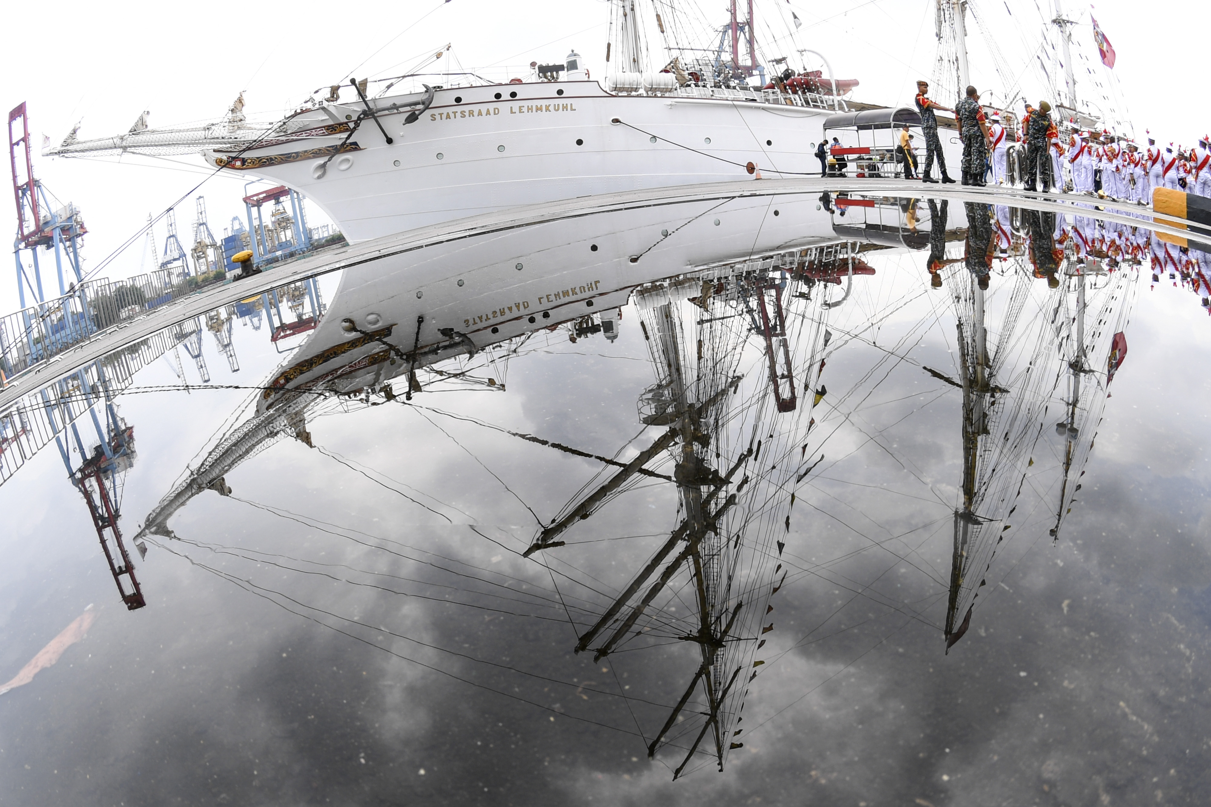 Kapal Latih Statsraad Lehmkuhl Kunjungi Jakarta