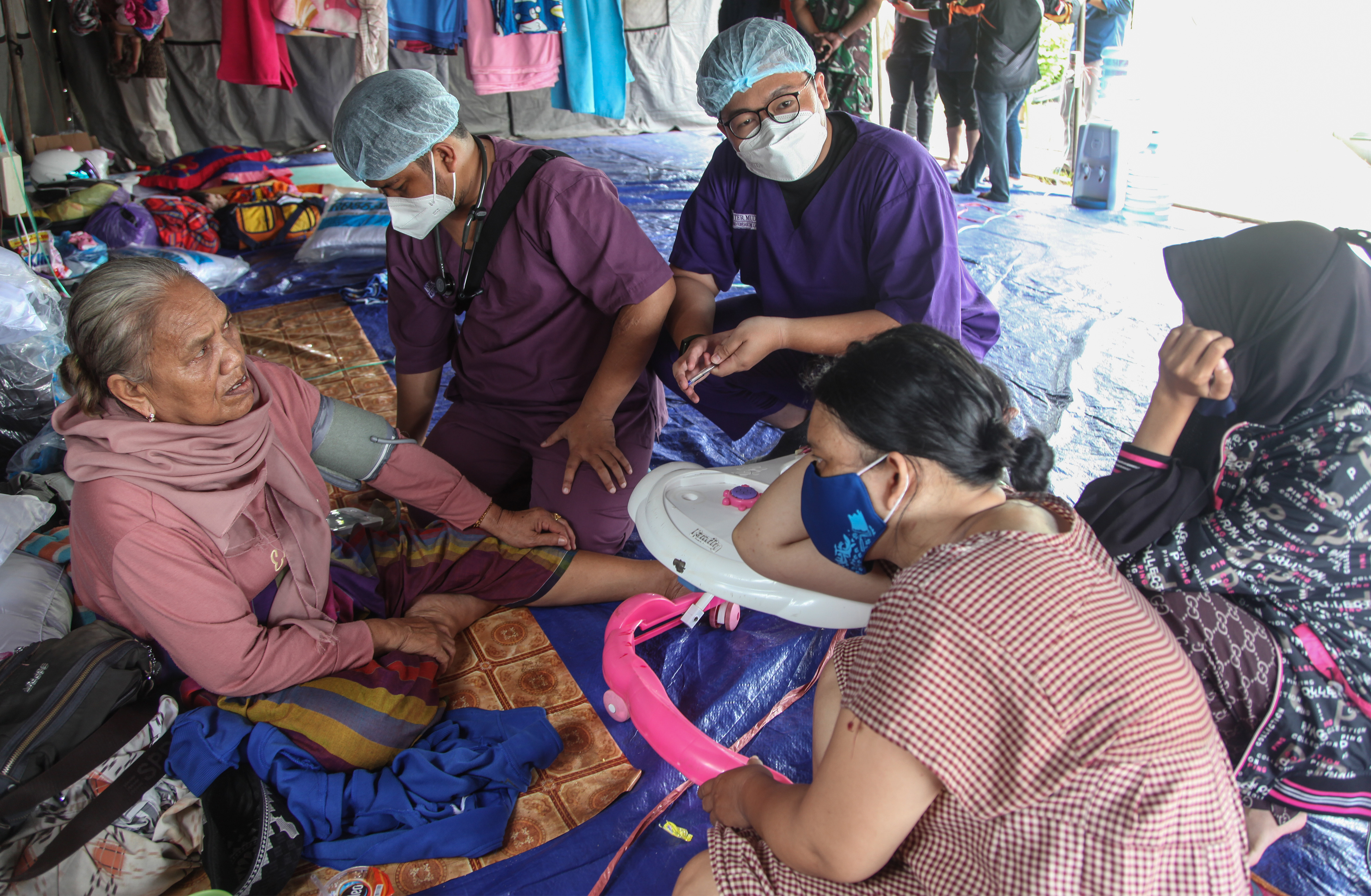Layanan kesehatan untuk Korban Banjir di Palangka Raya