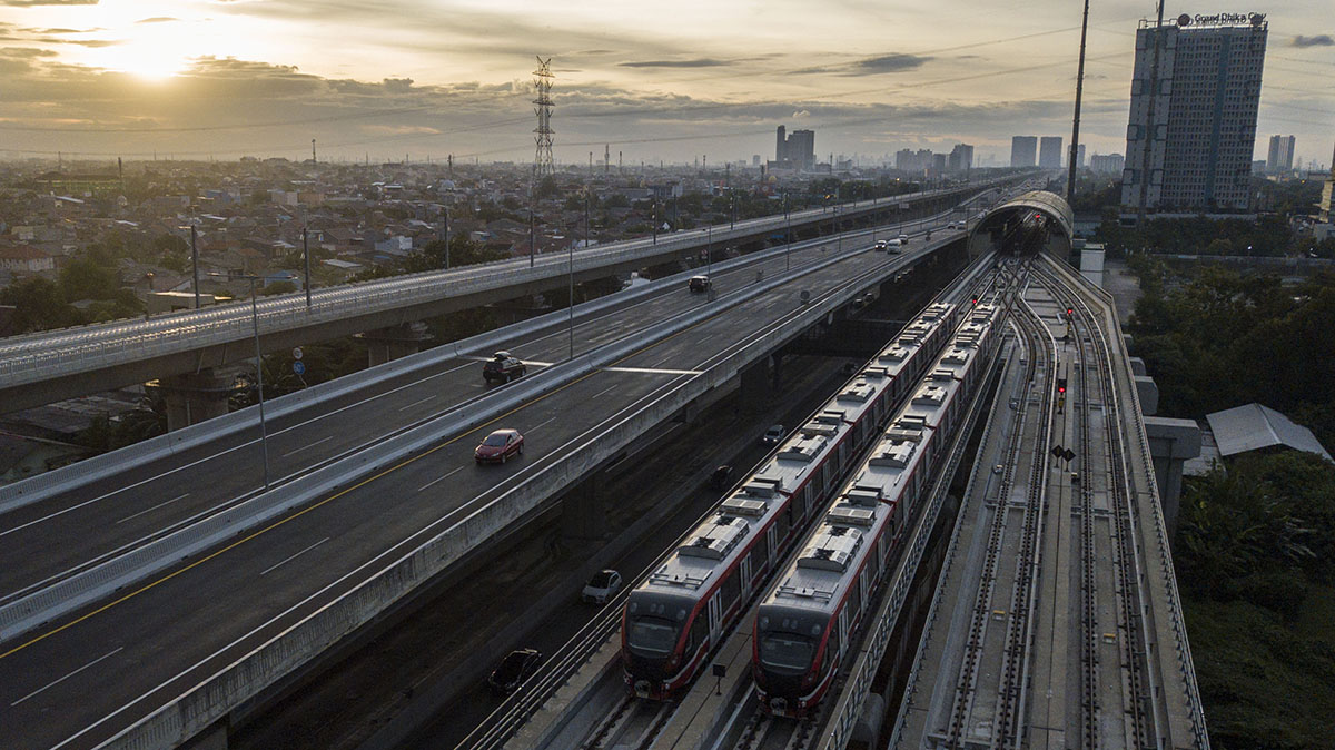 Pengoperasian LRT Jabodebek 