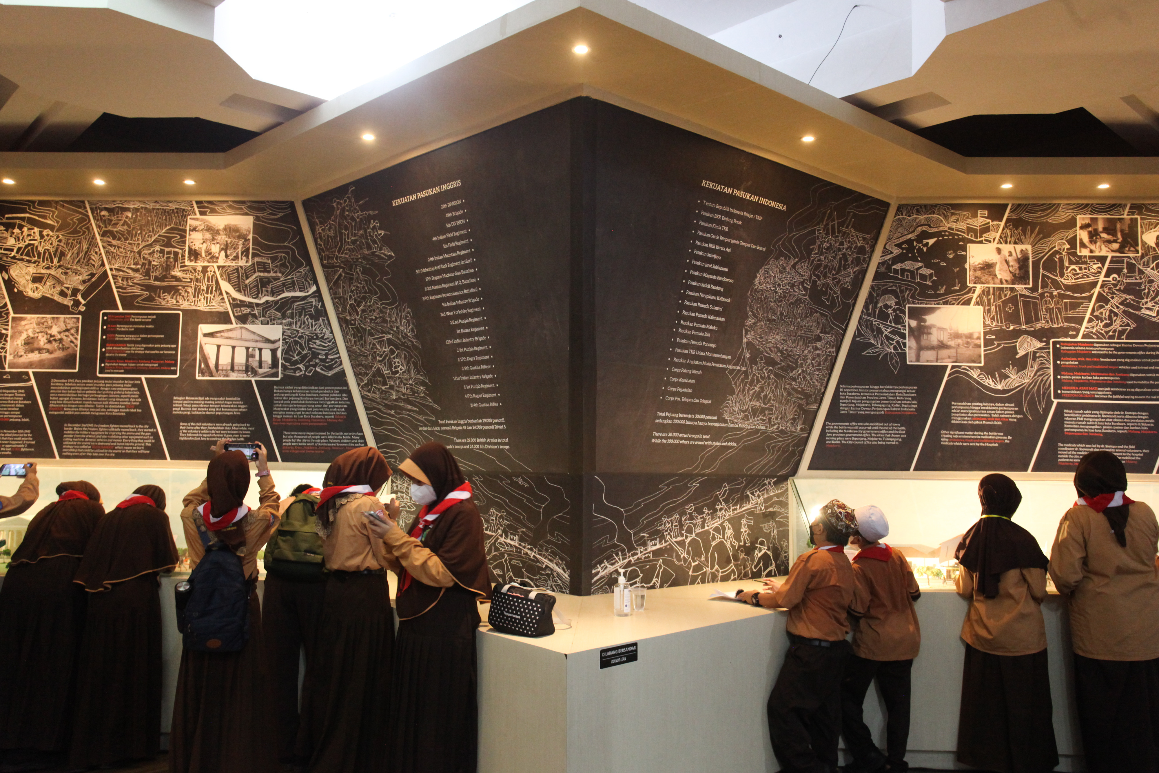 Belajar Sejarah di Museum