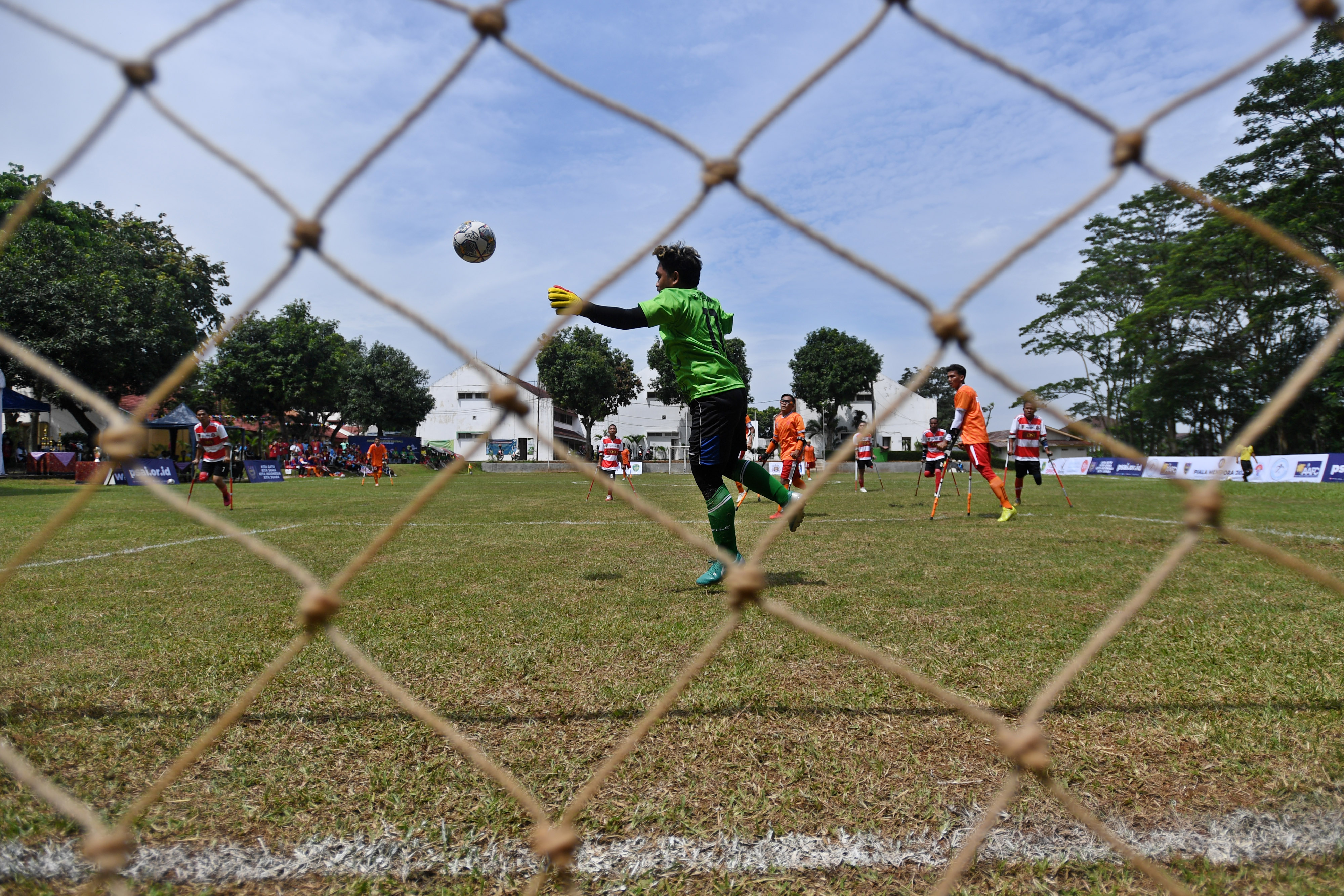 Kompetisi Sepak Bola Amputasi Pertama di Indonesia