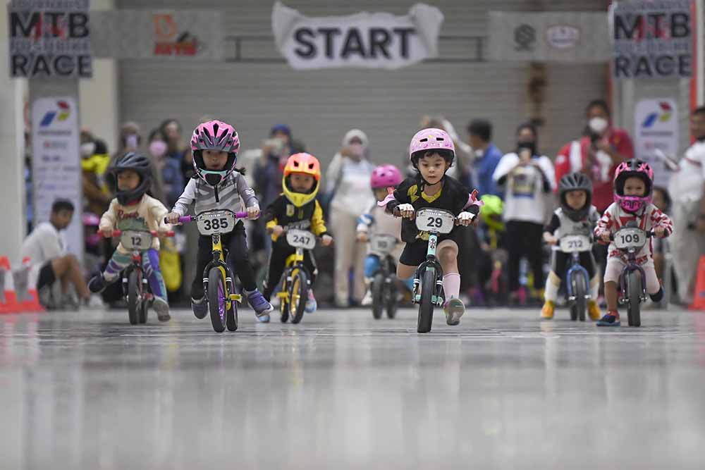  Journalist MTB Push Bike Race