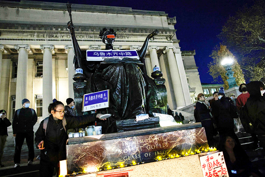 Aksi Menentang Kebijakan Pemerintah Tiongkok 