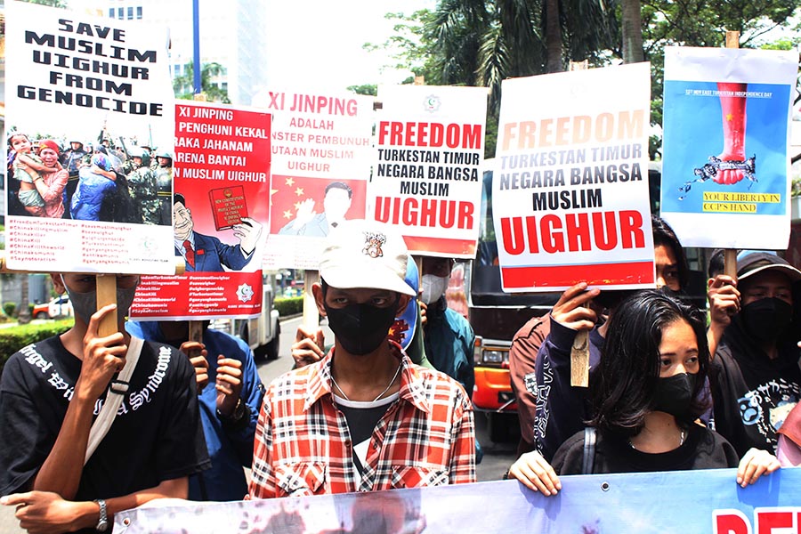 Aksi Mengecam Tindakan Sewenang-wenang Terhadap Muslim Uighur 