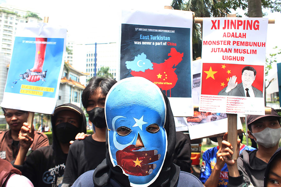 Aksi Mengecam Tindakan Sewenang-wenang Terhadap Muslim Uighur 
