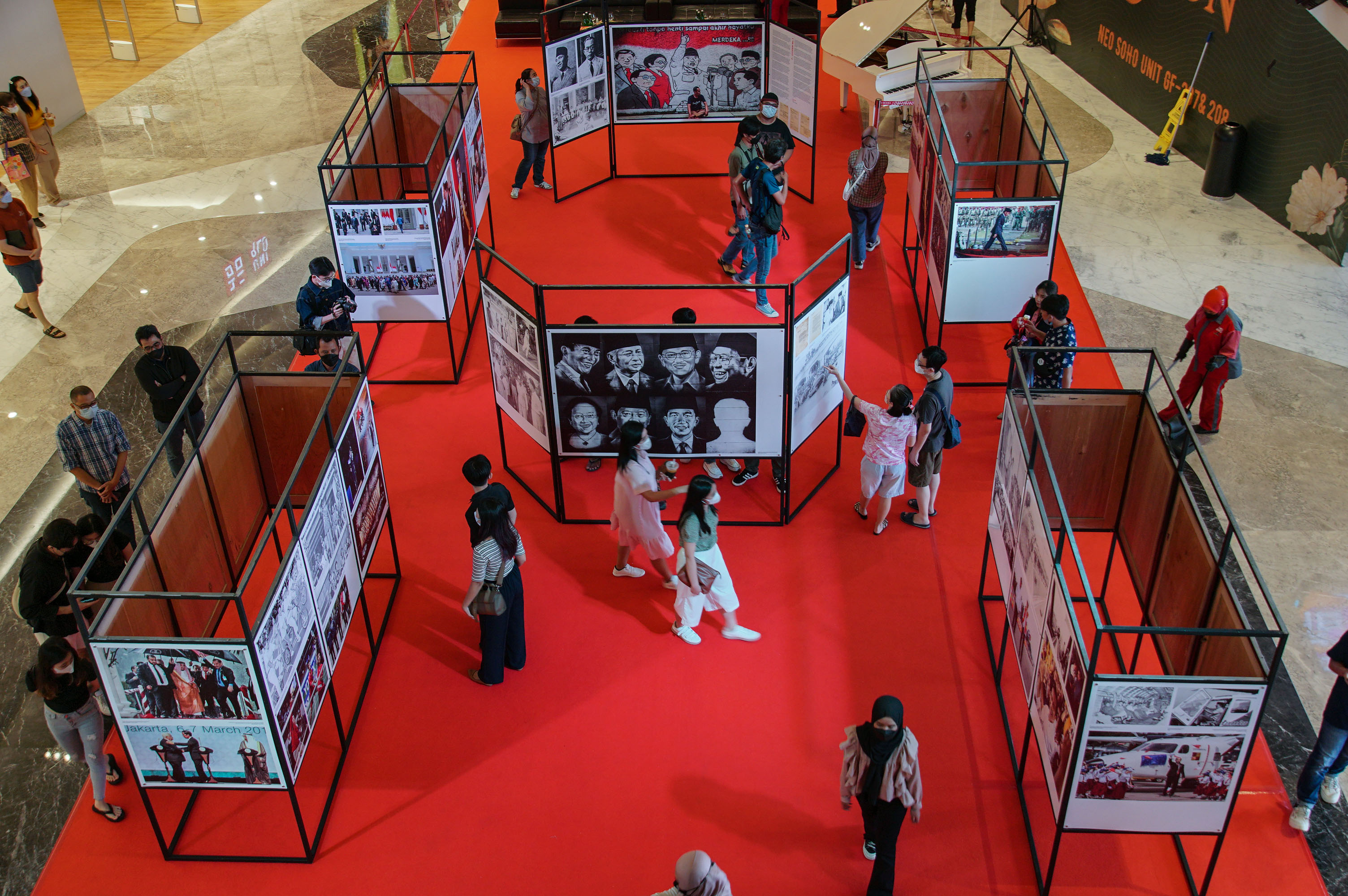 Pameran Foto 7 Presiden Republik Indonesia