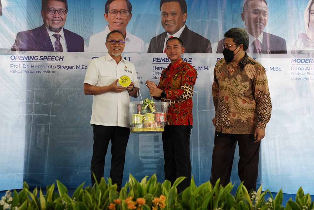 Seminar Kebijakan Perdagangan, Stabilitas Harga, dan Kondisi Industri Perbankan