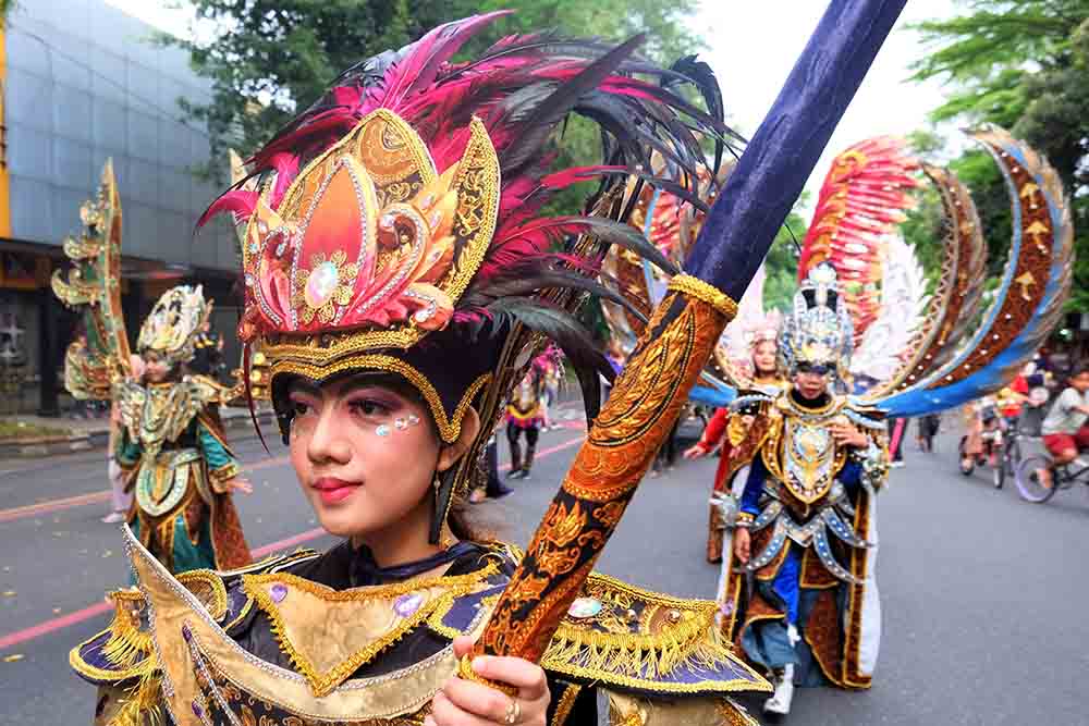 Parade Dies Natalias Universitas Setia Budi Solo
