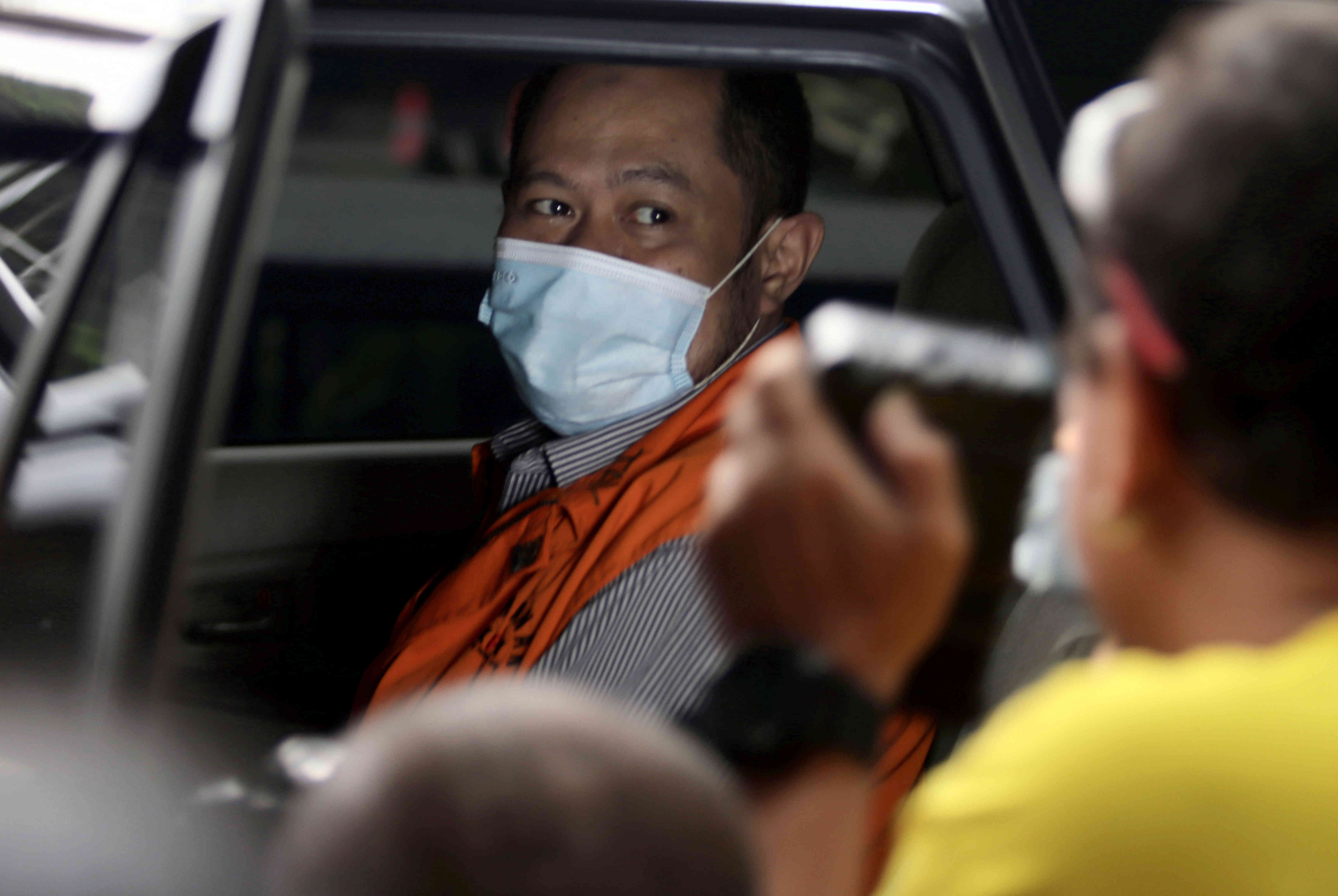 Pemeriksaan Kasus Korupsi Lahan Munjul