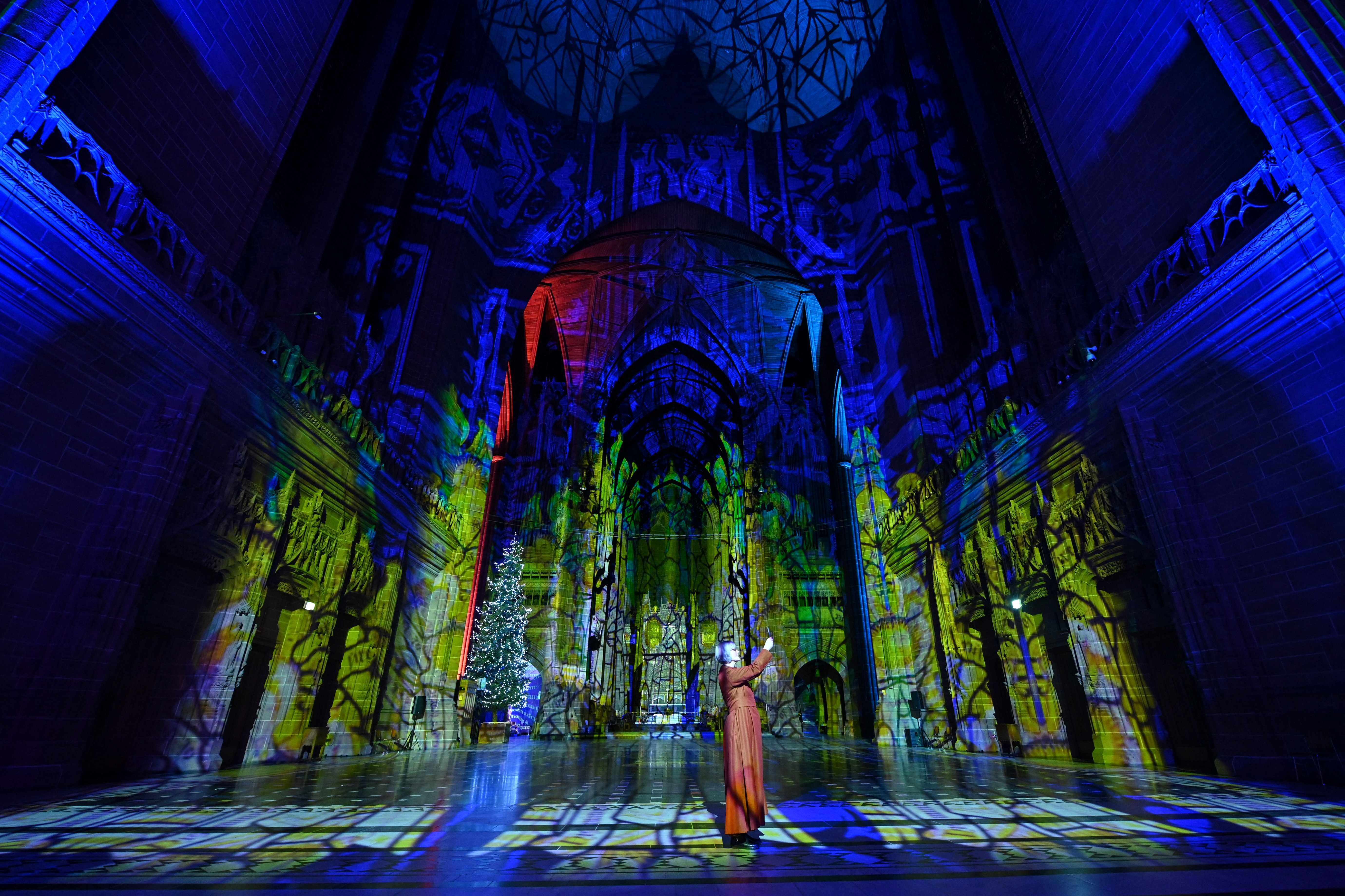 Instalasi Suara dan Cahaya Menghiasi Katedral Anglikan Liverpool