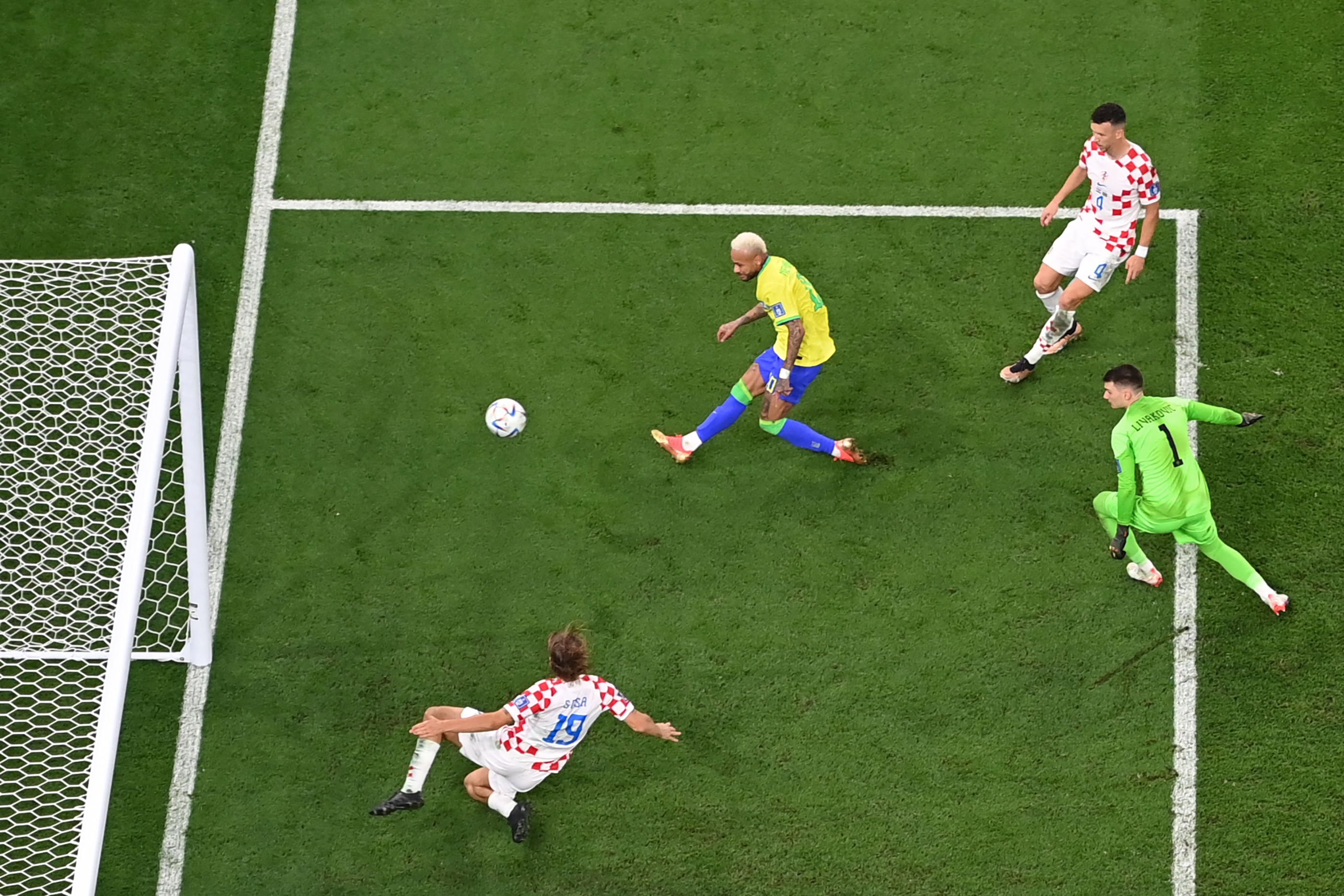 Kroasia Memulangkan Brasil Lewat Drama Adu Penalti 