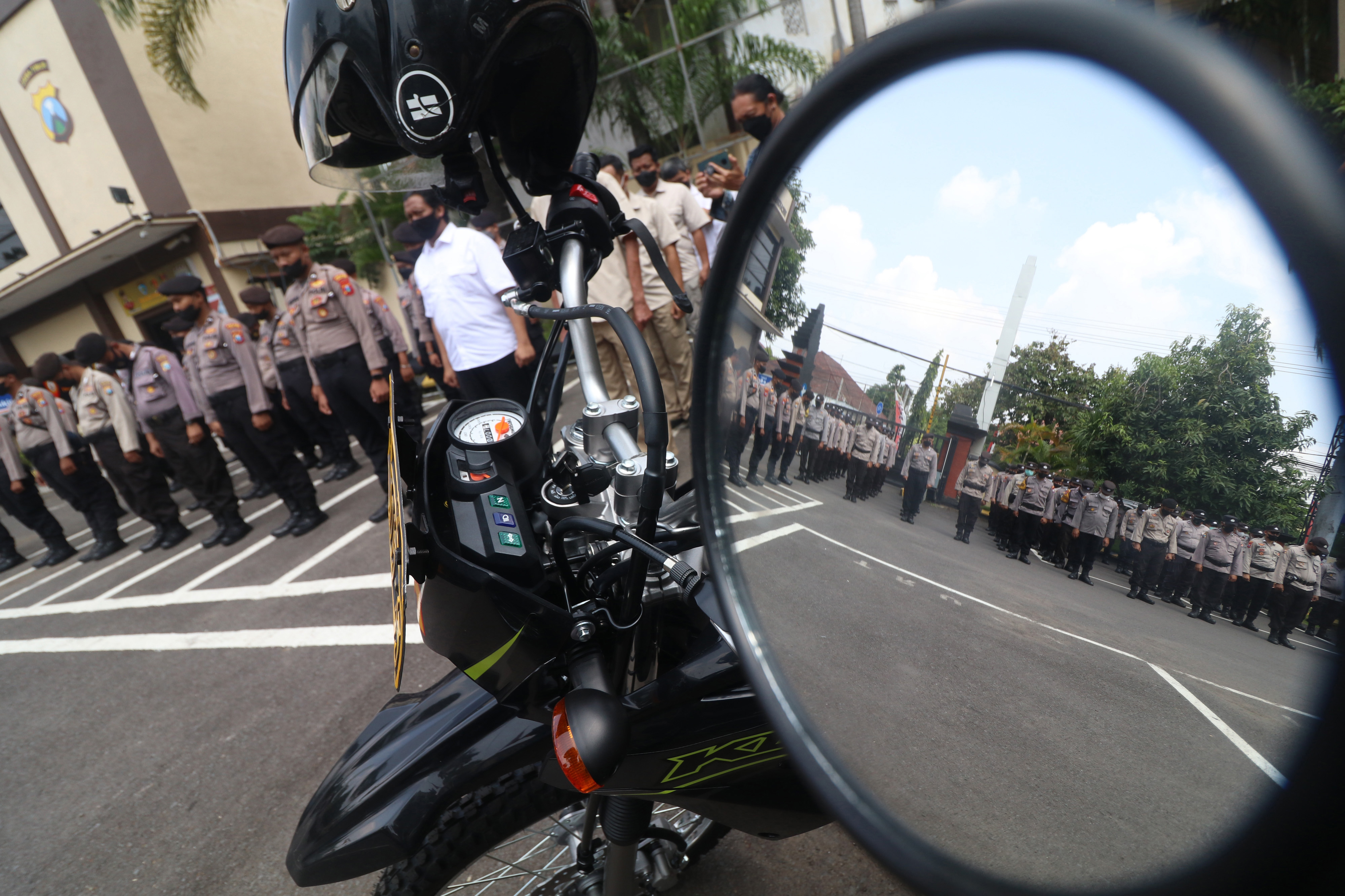 Pengamanan Pemilihan Kepala Desa Serentak di Kediri