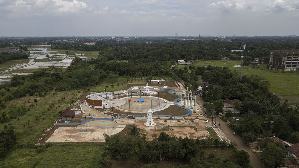 Pembangunan Alun-Alun Edu Forest di Setu, Bekasi