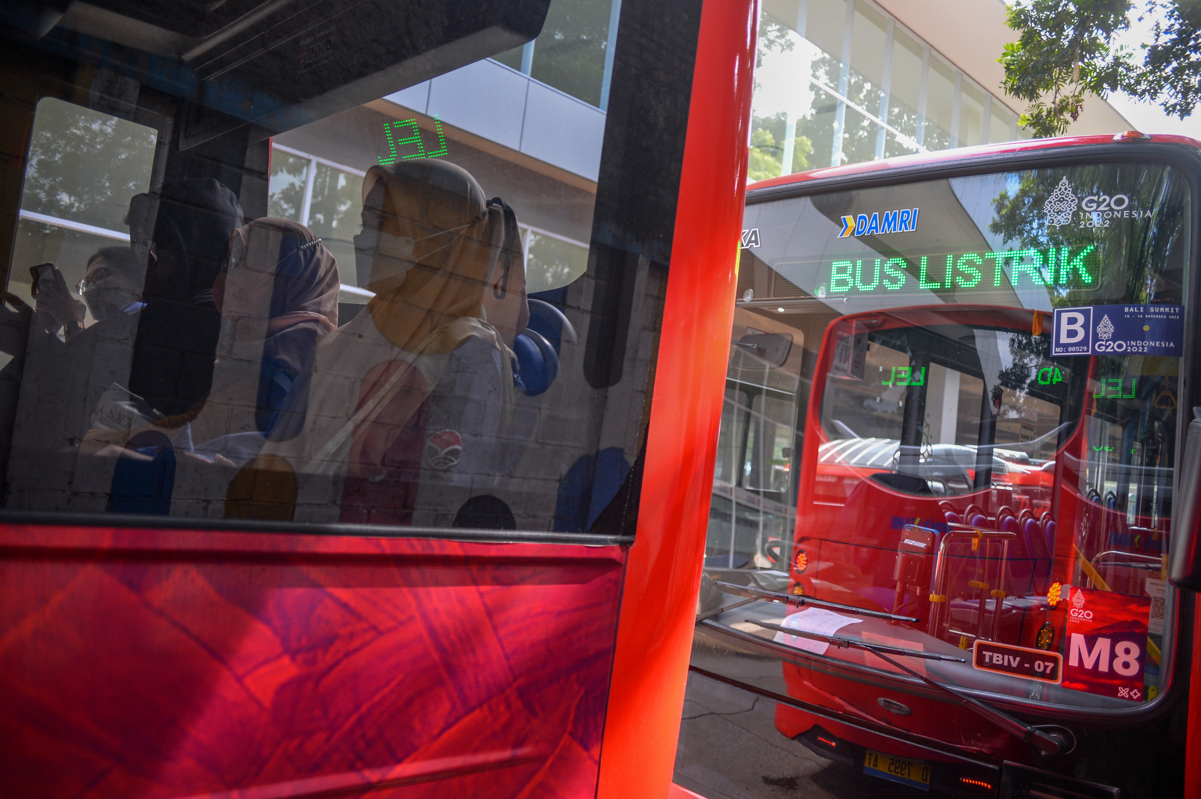 Uji Coba Bus Listrik di Bandung