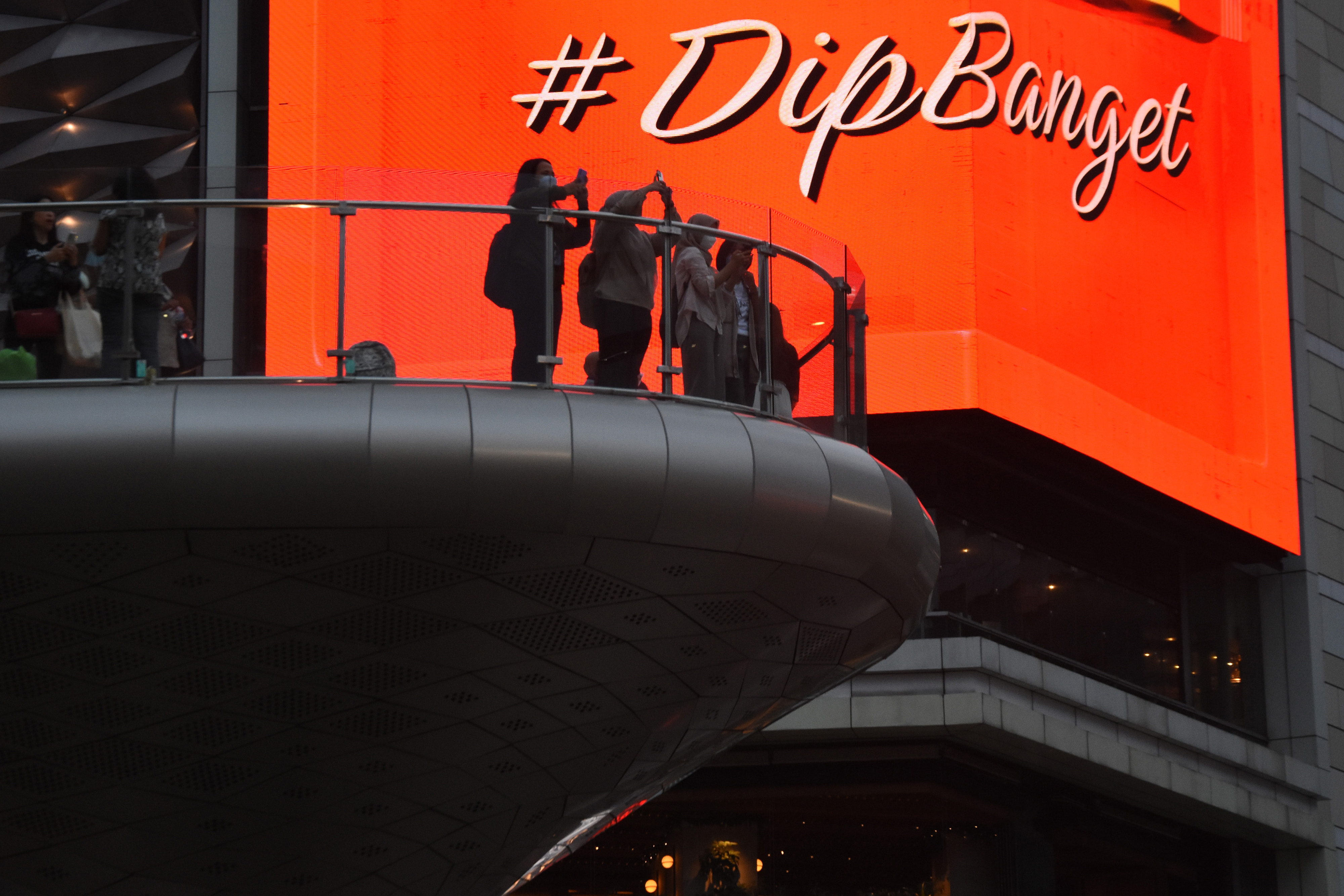 Selesai Revitalisasi, Halte Tosari Kembali Beroperasi