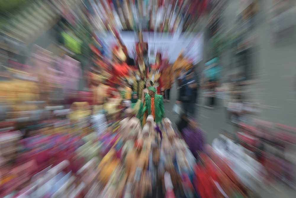 Pawai Pengantin Nikah Massal