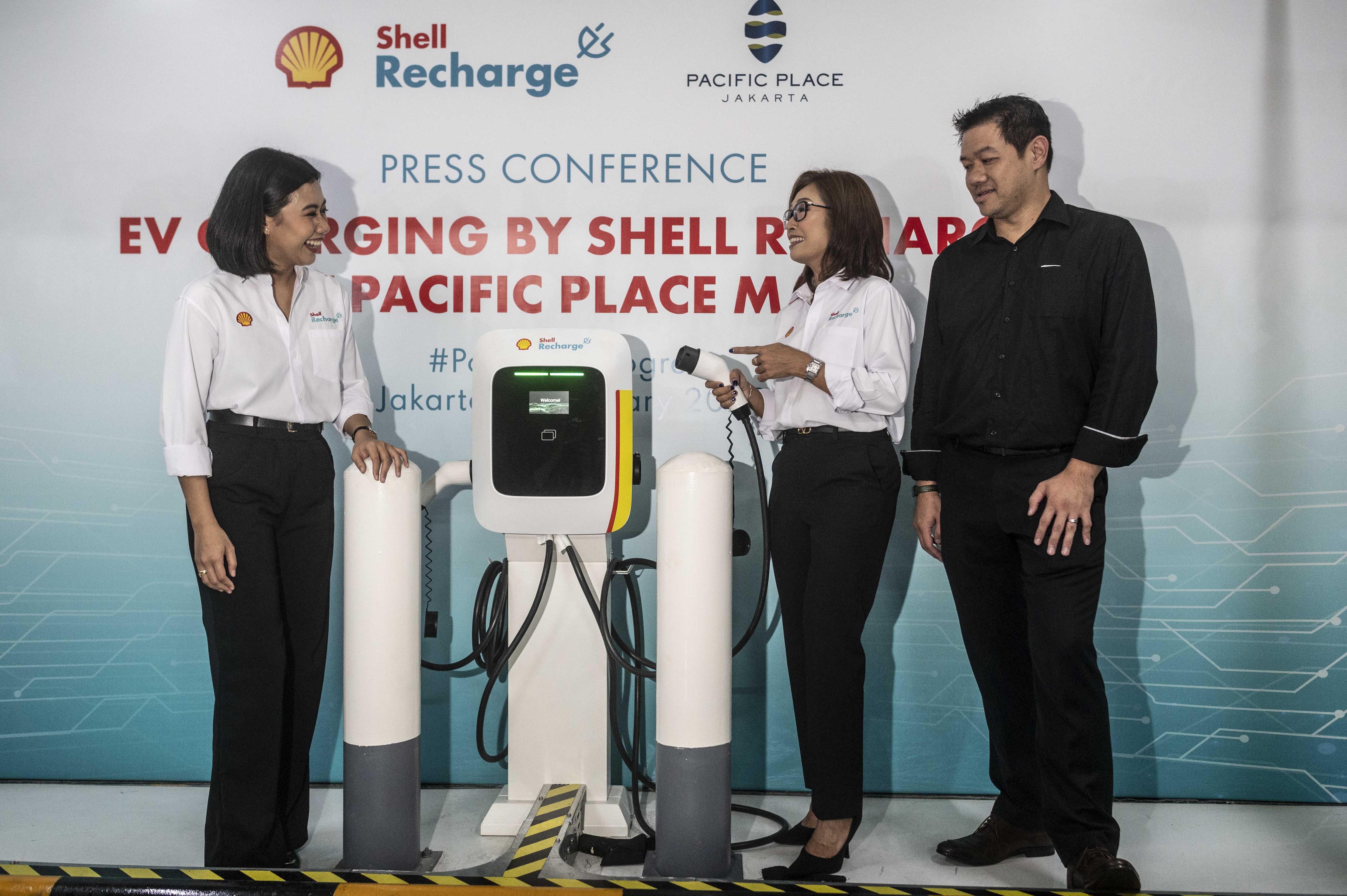 Stasiun Pengisian Kendaraan Listrik Umum (SPKLU) Shell Recharge