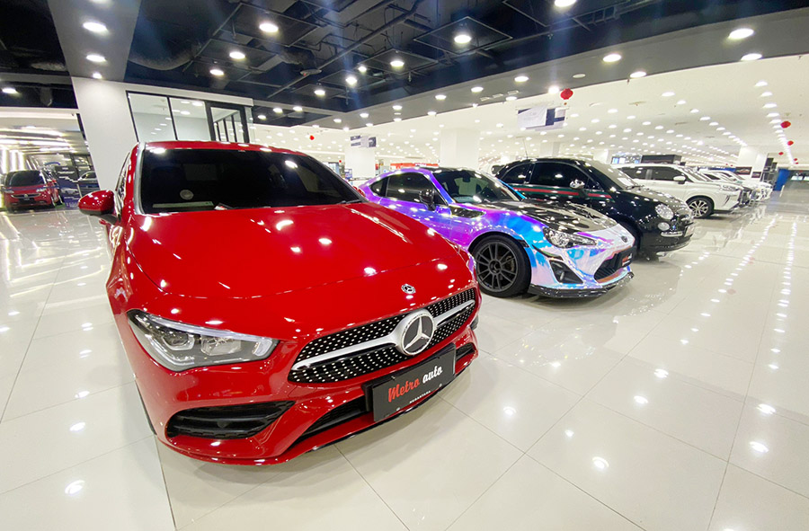 Penjualan Mobil Kelas Premium Mengalami Penurunan Selama Tahun 2022