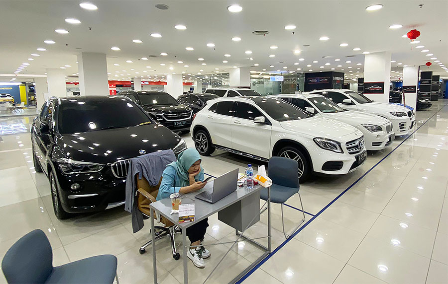 Penjualan Mobil Kelas Premium Mengalami Penurunan Selama Tahun 2022