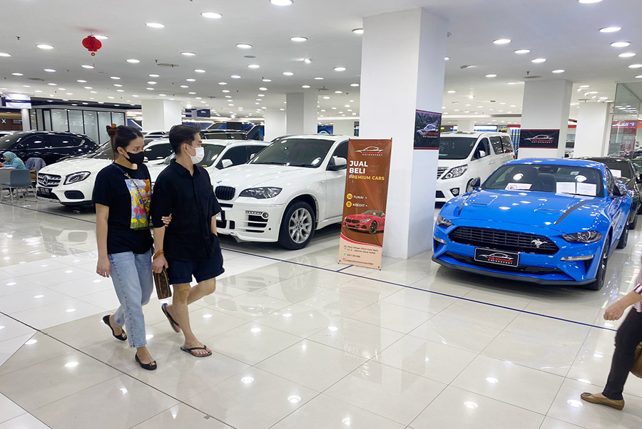 Penjualan Mobil Kelas Premium Mengalami Penurunan Selama Tahun 2022