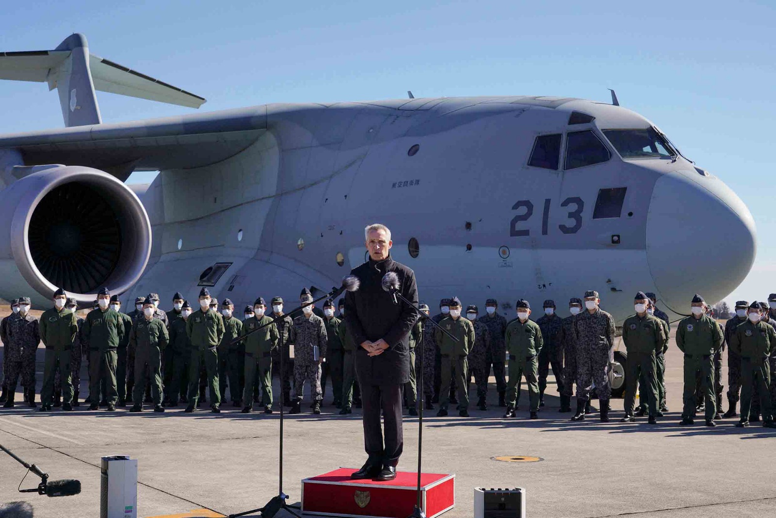 Sekjen NATO Berkunjung ke Markas Pasukan Bela Diri Jepang