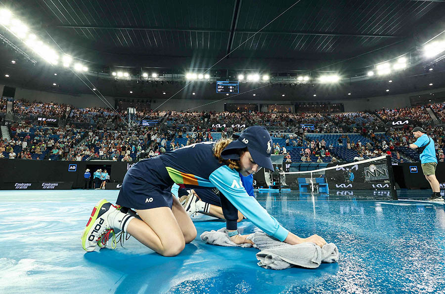 Keringkan Lapangan Karena Hujan dalam Australia Open 