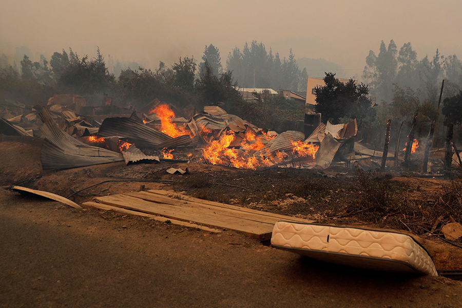 Gelombang Panas Di Chili Pemicu Kebakaran Hutan