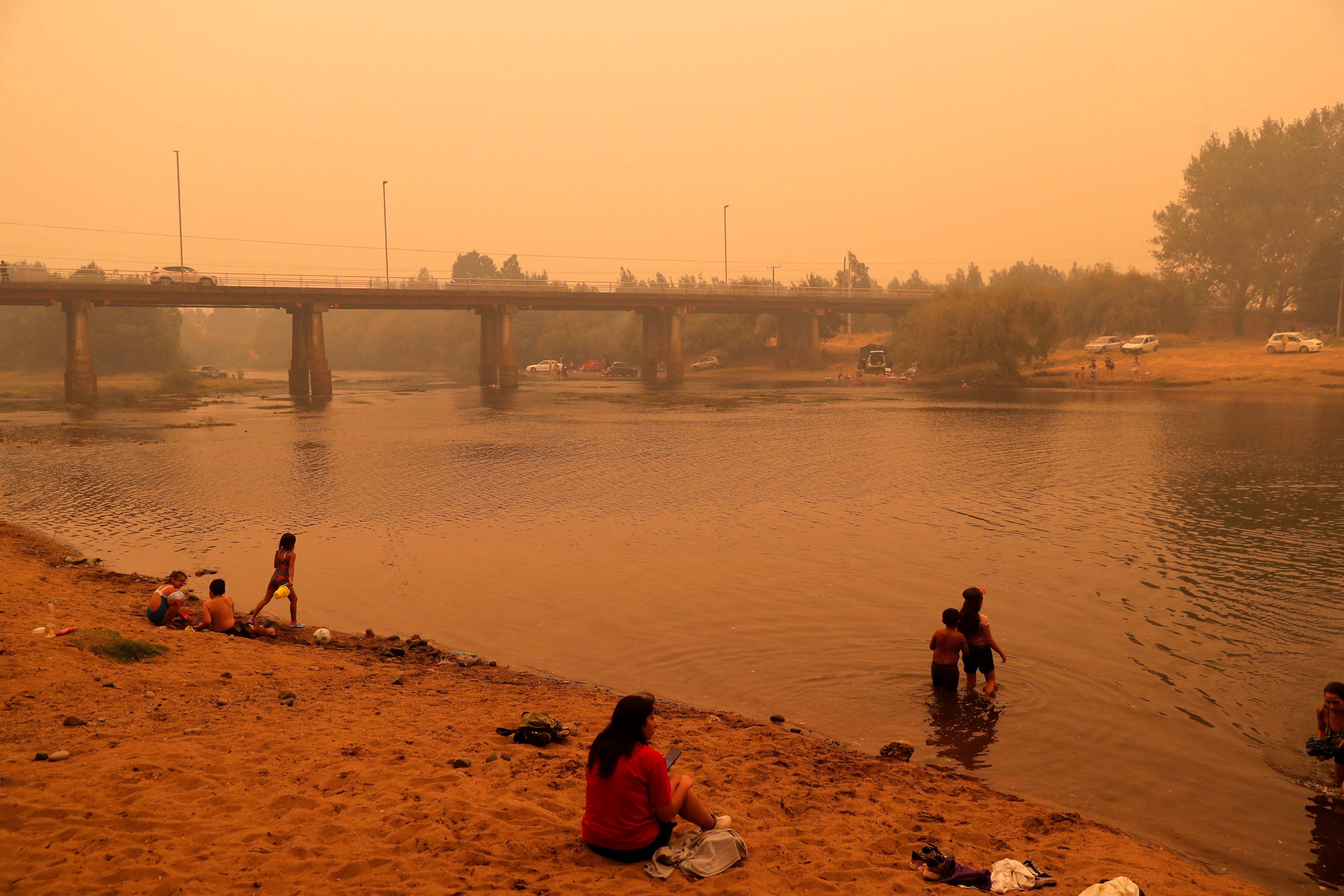 Kebakaran Hutan di Chile Menewaskan 22 Orang