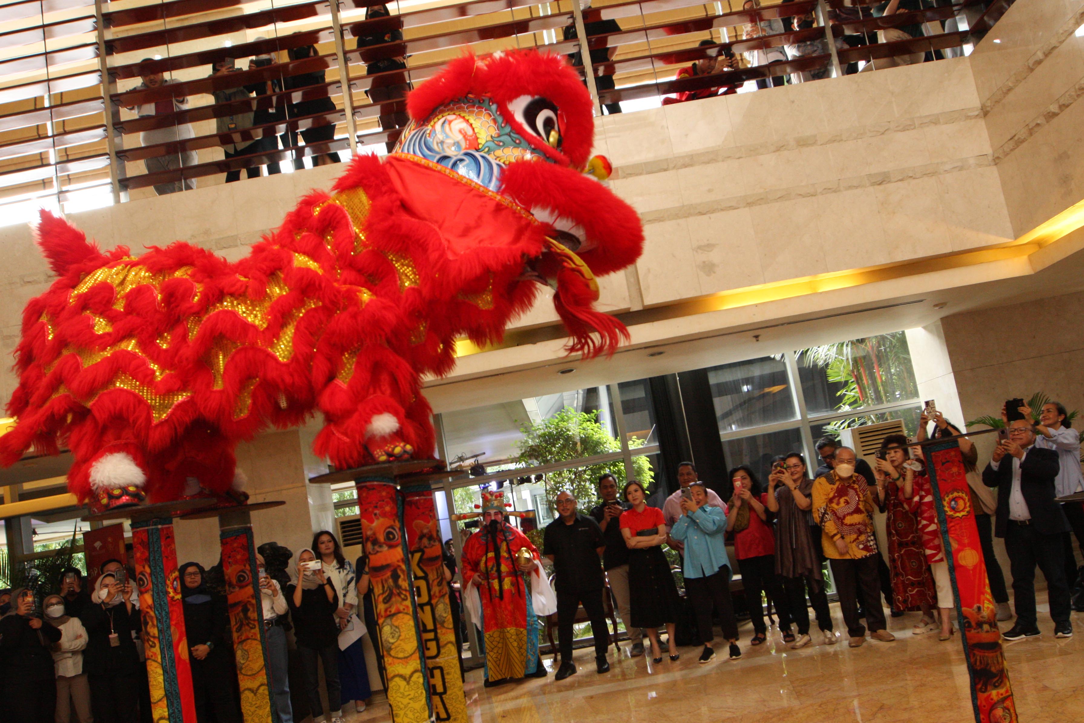 Pertunjukan Barongsai Rayakan Imlek dan Sambut Cap Go Meh