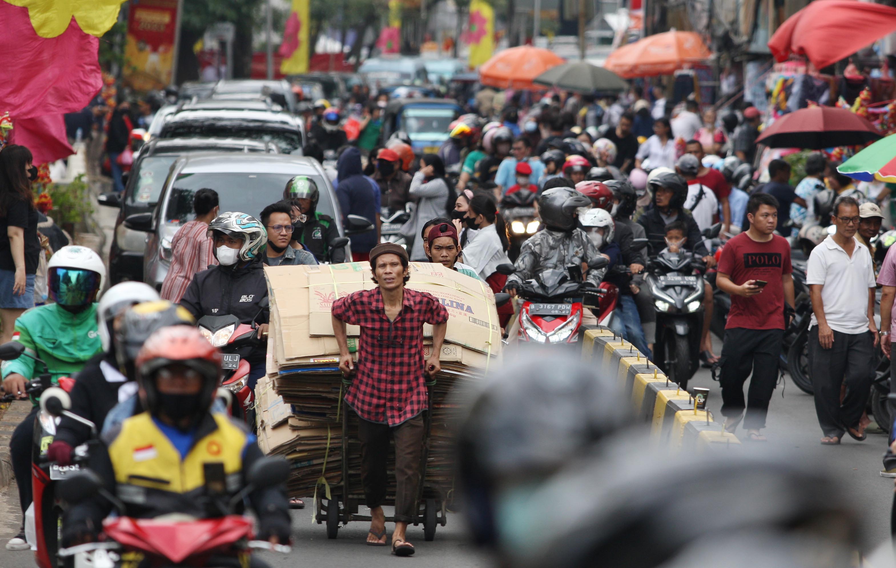 Perekonomian di Pasar Glodok Menggeliat Kembali