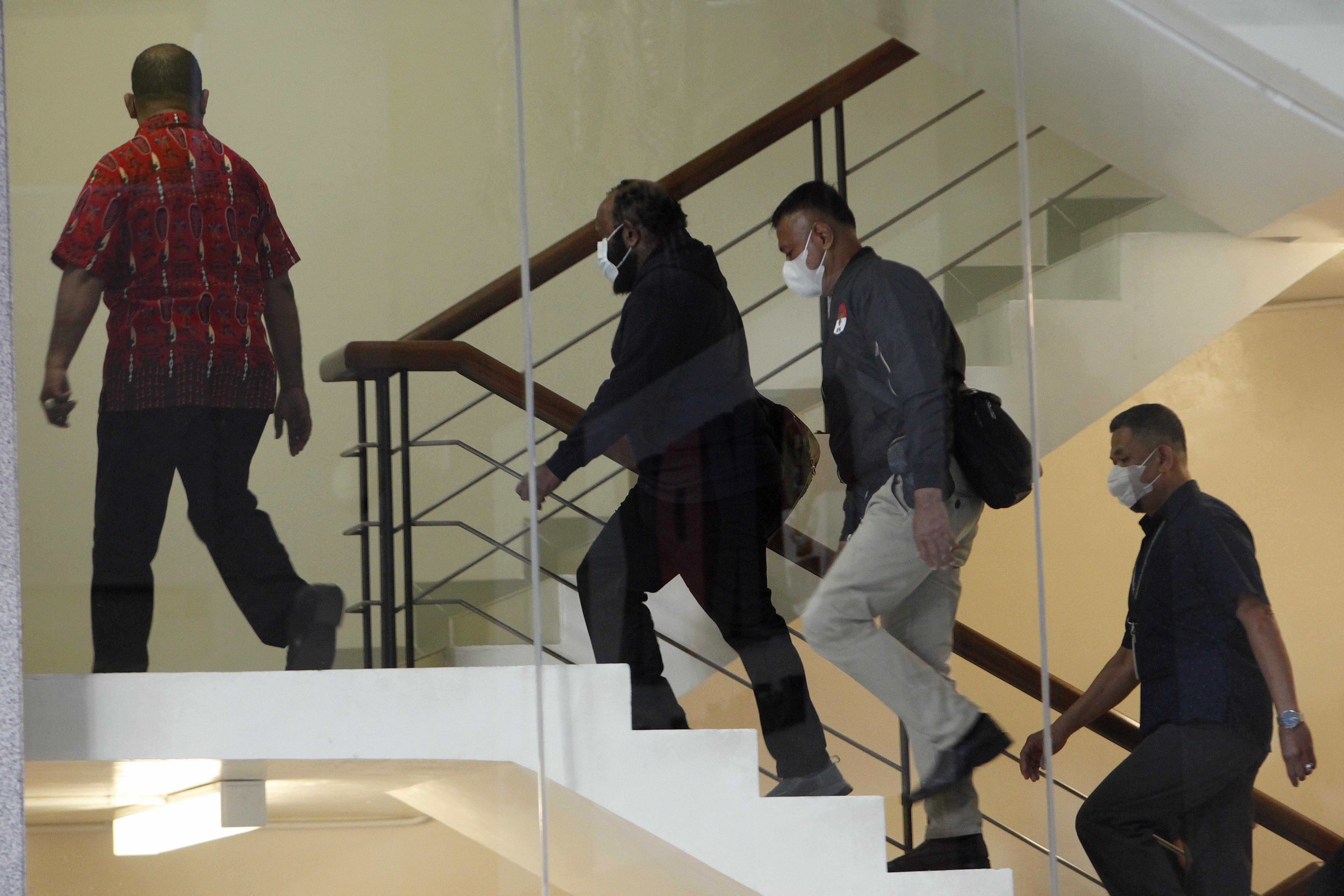 KPK Tahan Ricky Ham Pagawak