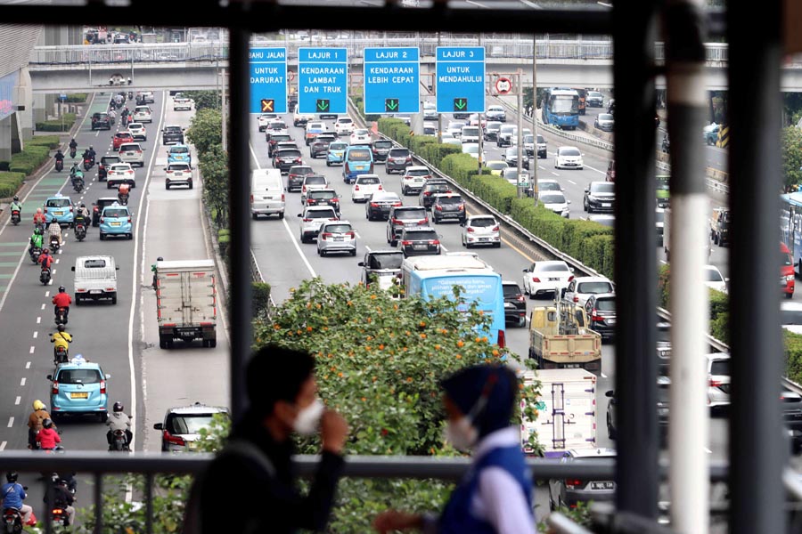 Tol Dalam Kota Padat Kendaraan