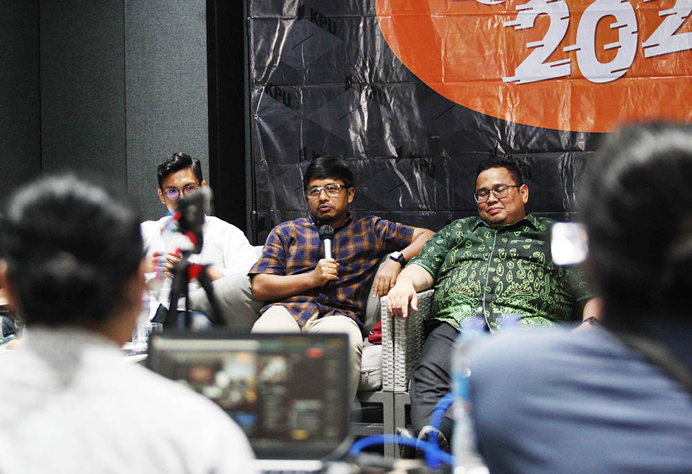 Polemik Demokrasi Menjelang Satu Tahun Pemilu 2024